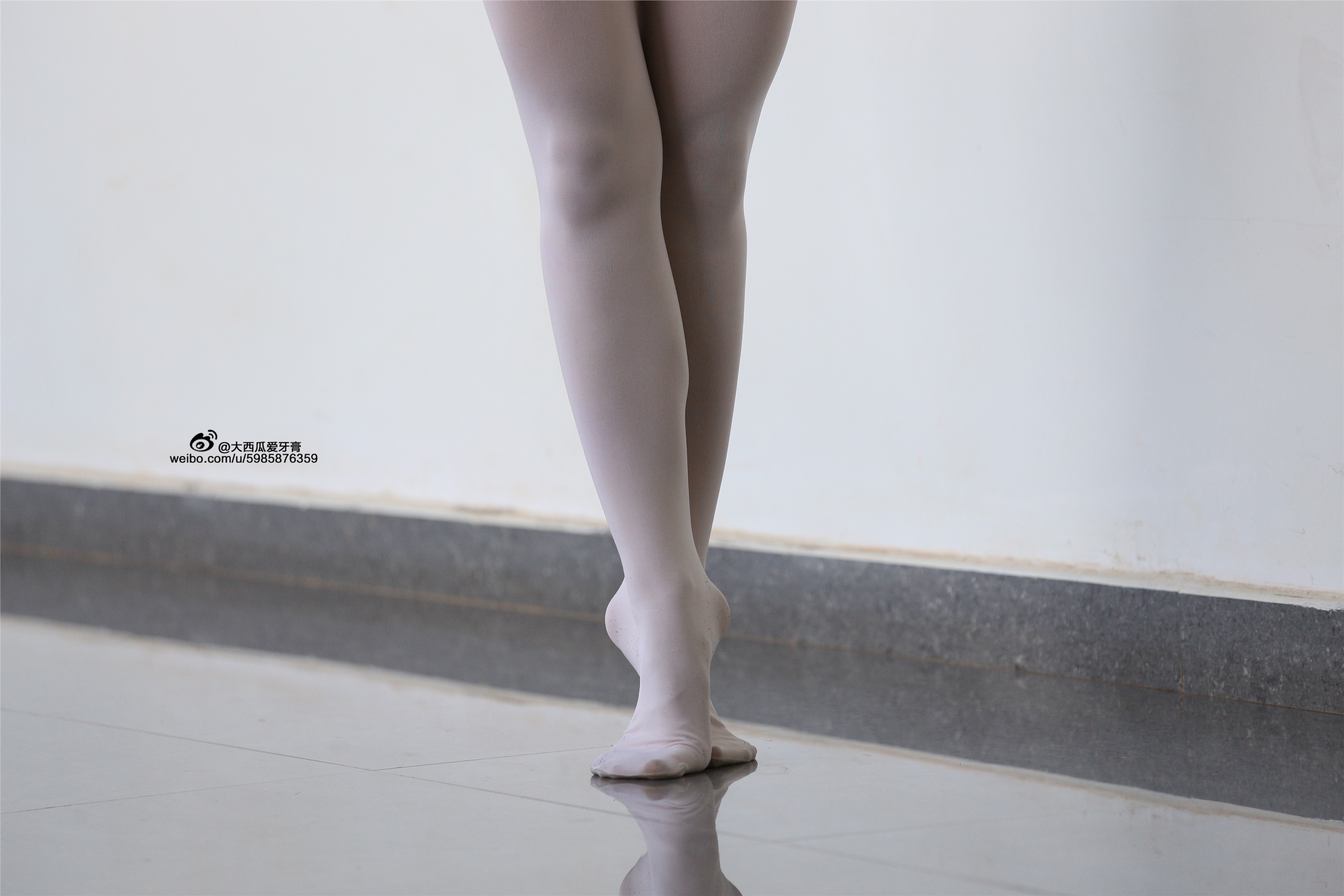 大西瓜美女图片 W008 舞蹈家1-文君32