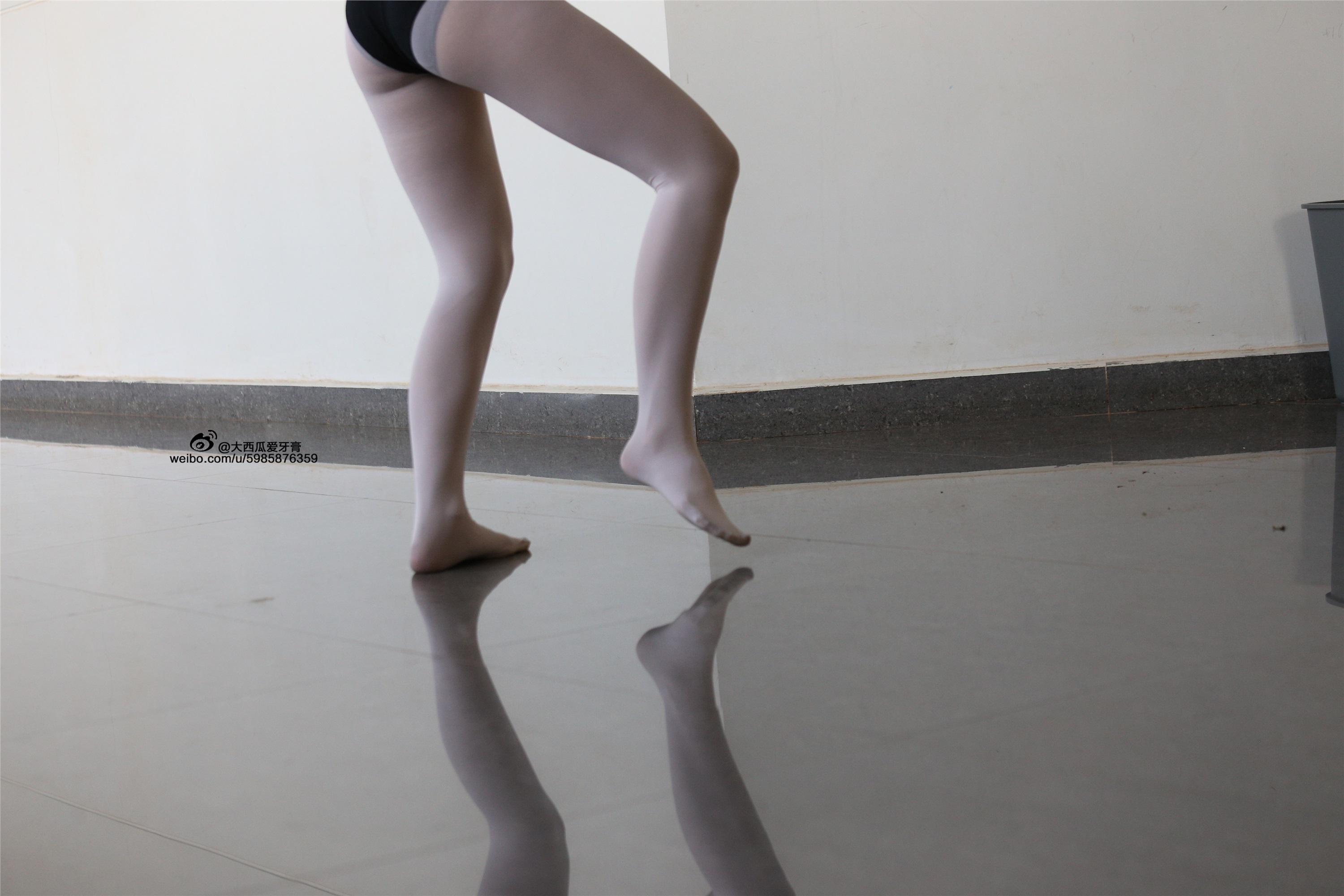 大西瓜美女图片 W008 舞蹈家1-文君32