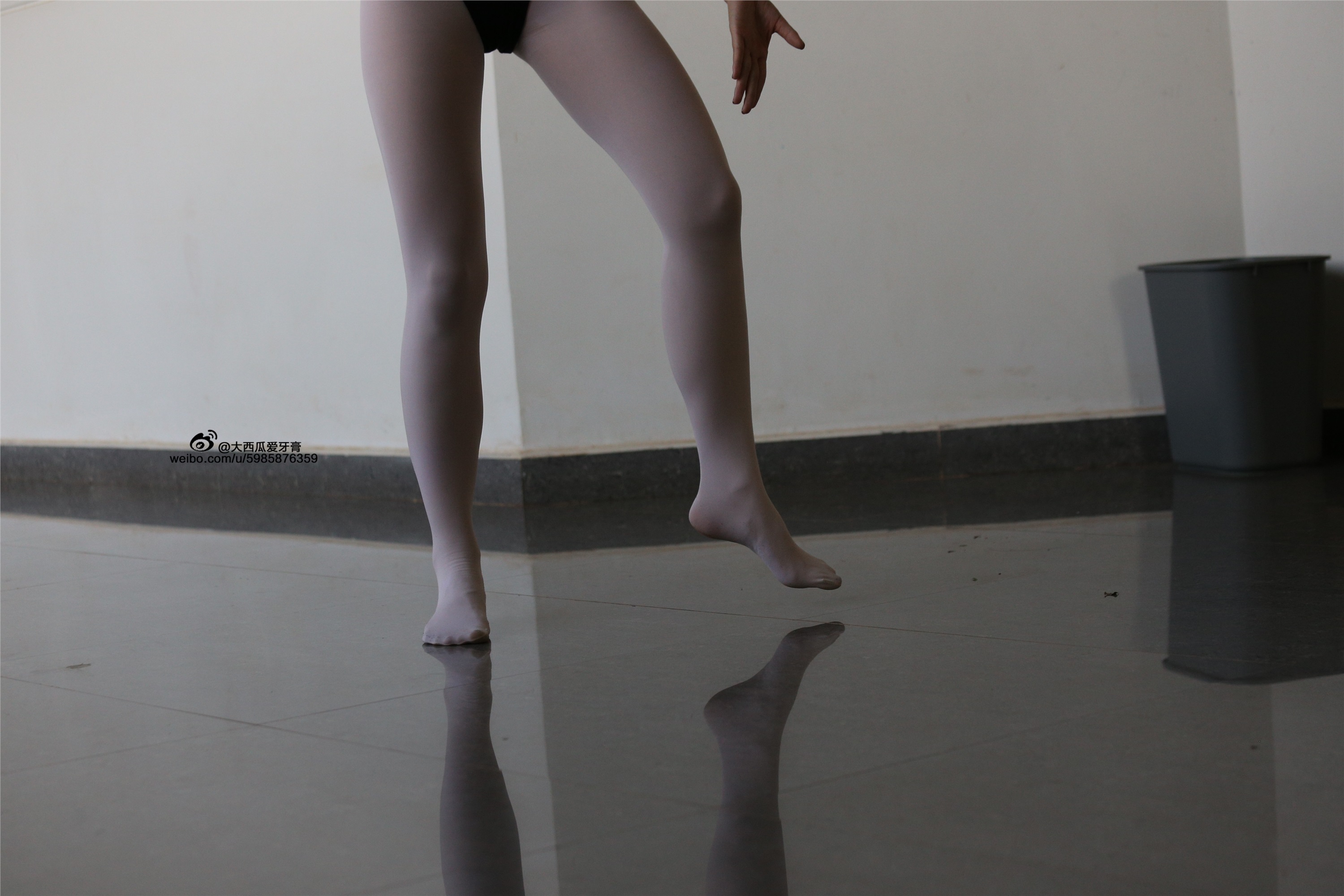 大西瓜美女图片 W008 舞蹈家1-文君32