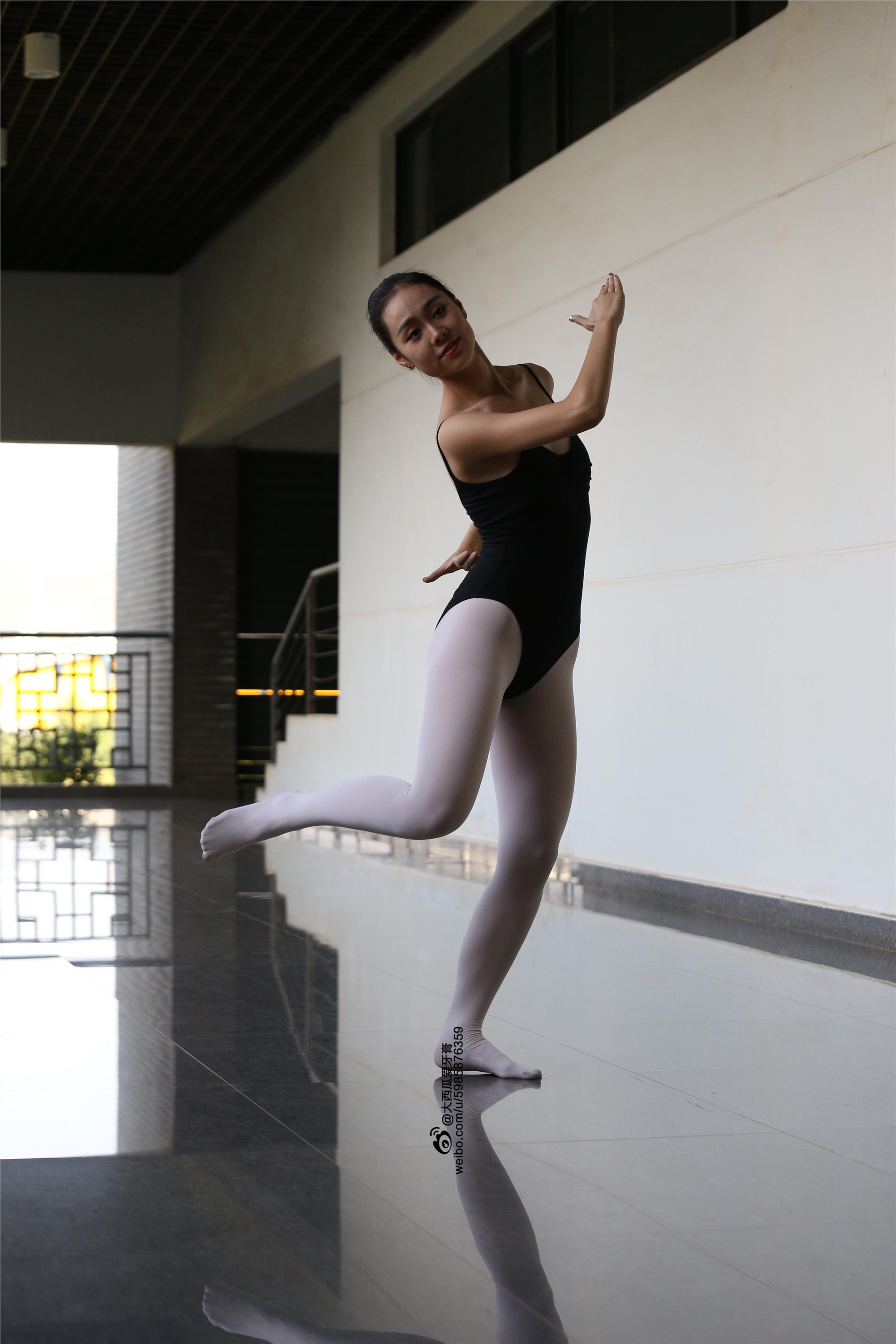 大西瓜美女图片 W008 舞蹈家1-文君32