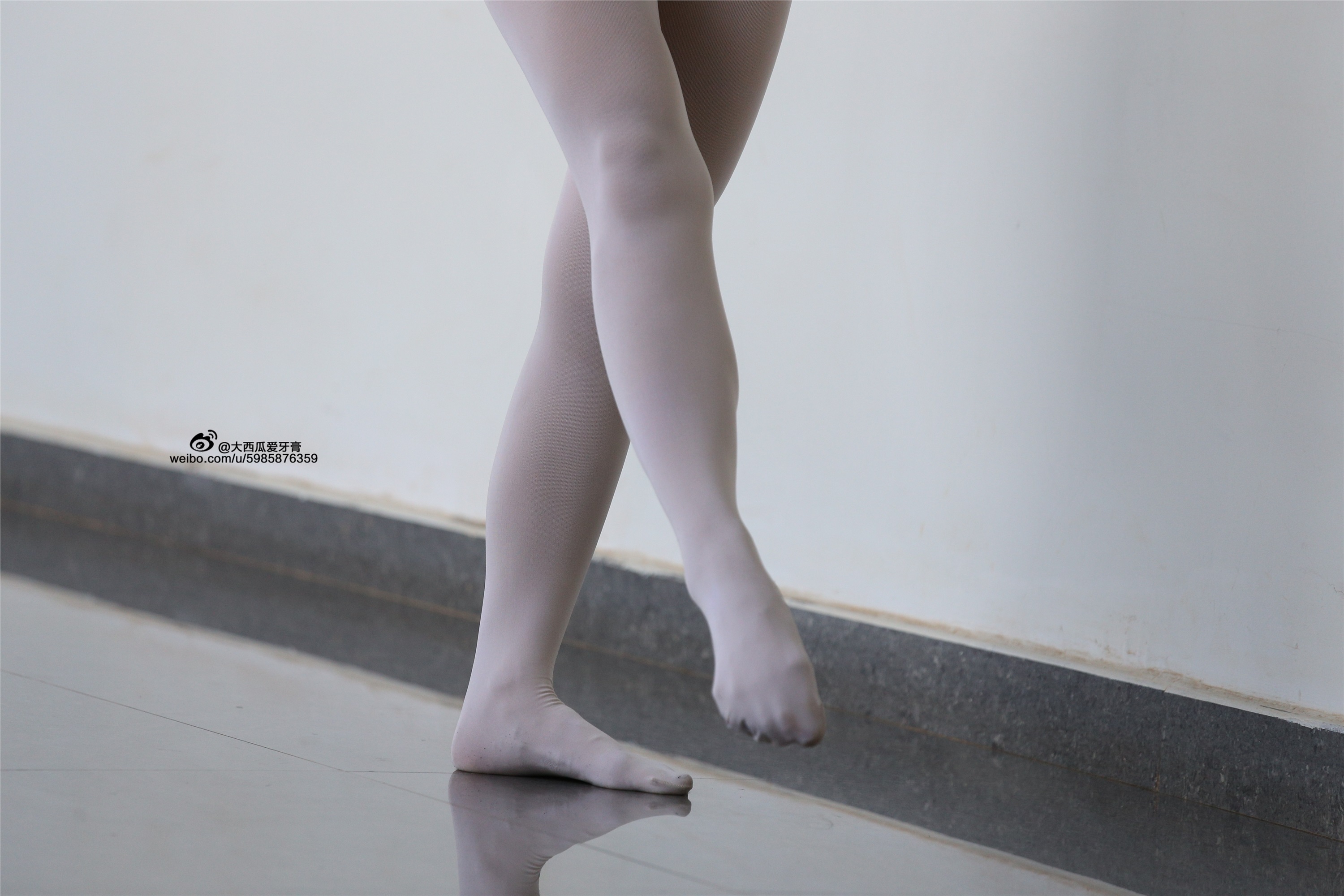 大西瓜美女图片 W008 舞蹈家1-文君32