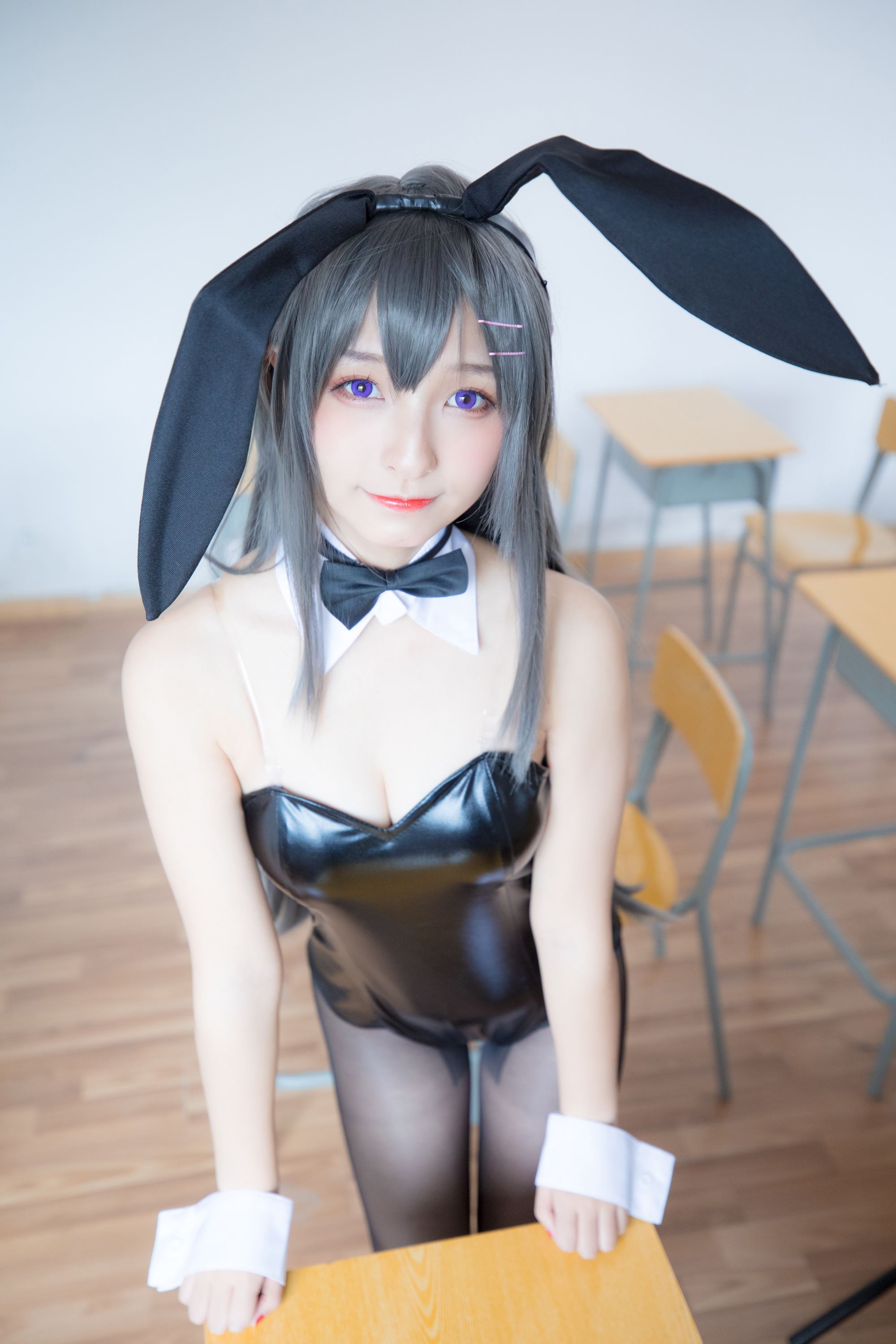 神楽板真冬 – 樱岛麻衣白昼梦