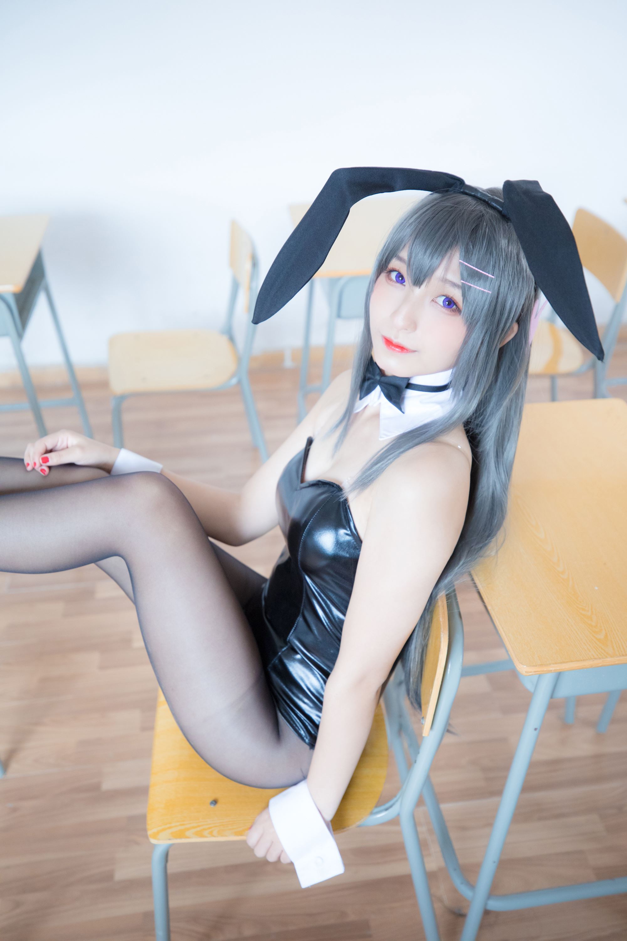 神楽板真冬 – 樱岛麻衣白昼梦