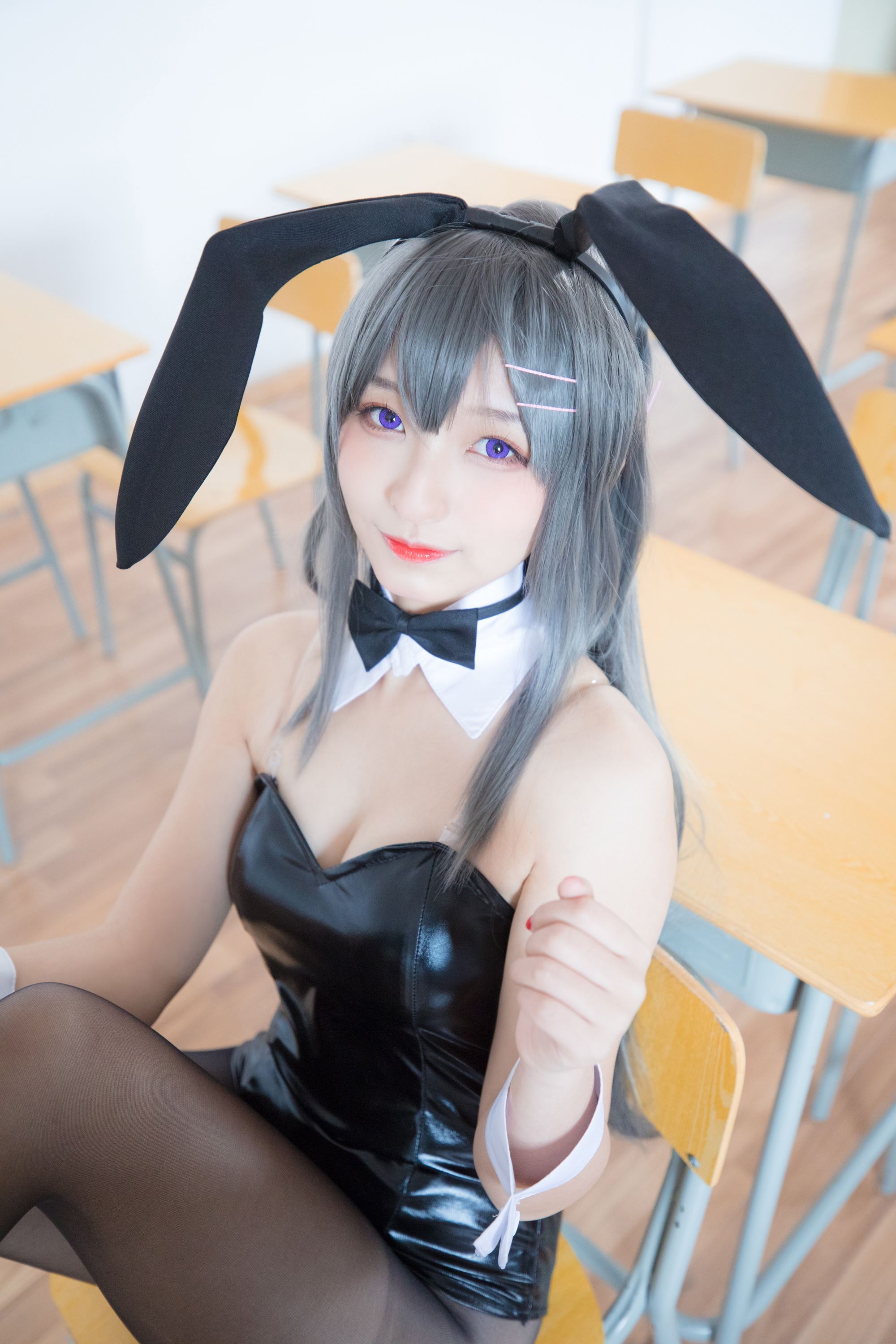 神楽板真冬 – 樱岛麻衣白昼梦