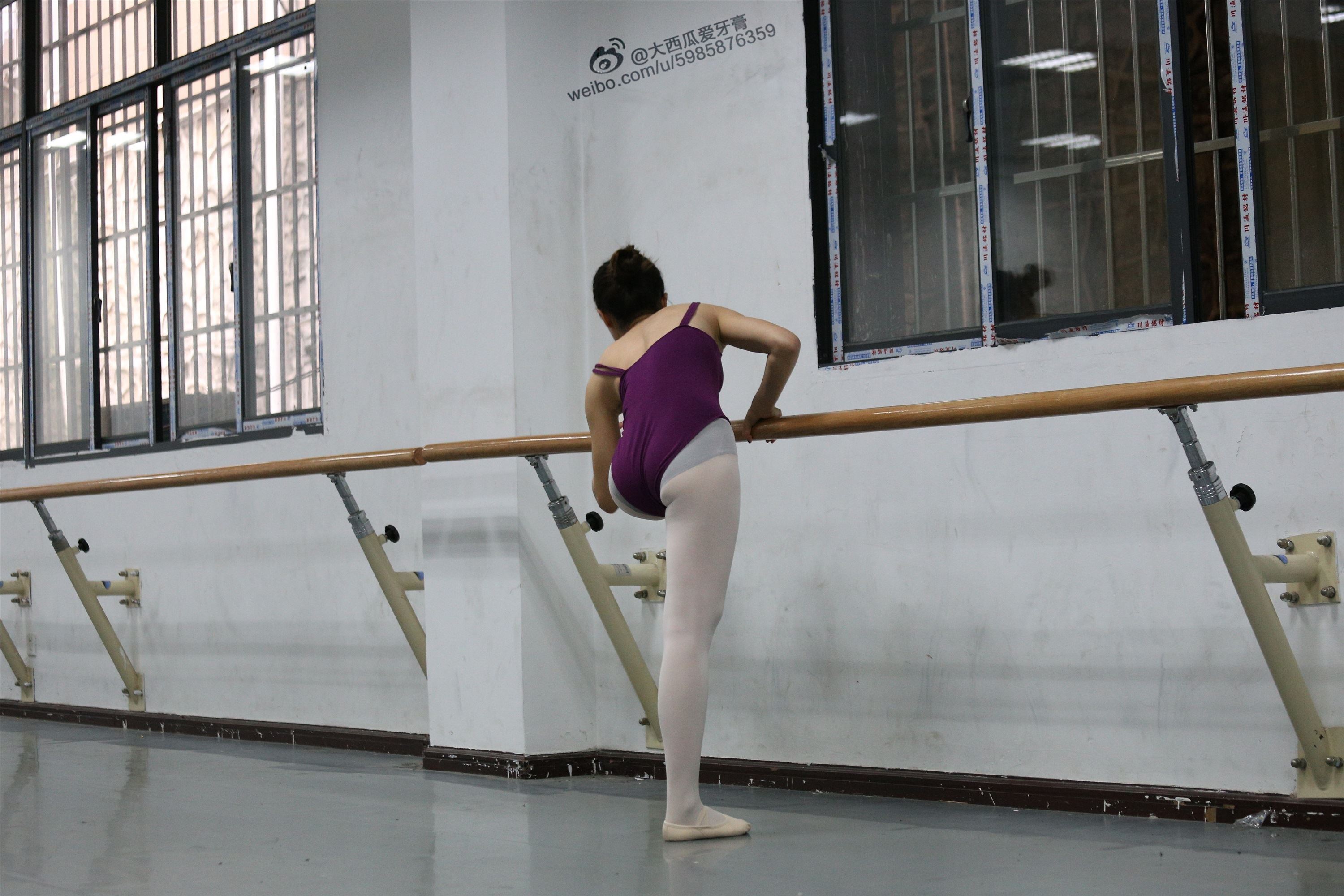 大西瓜美女图片 W012 舞蹈家3-紫色247p1