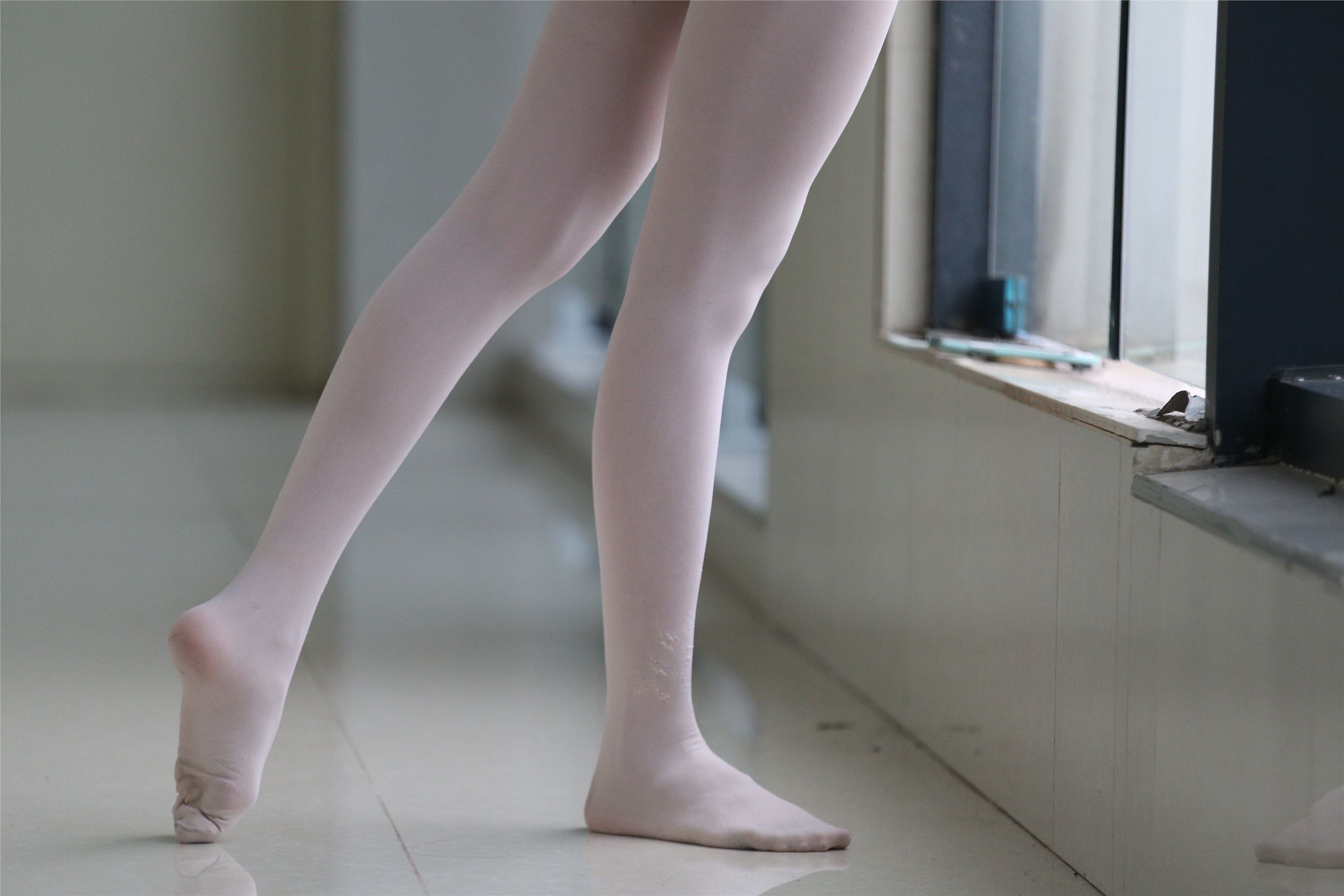 大西瓜美女图片 W013 舞蹈家4-双黑衣515p2