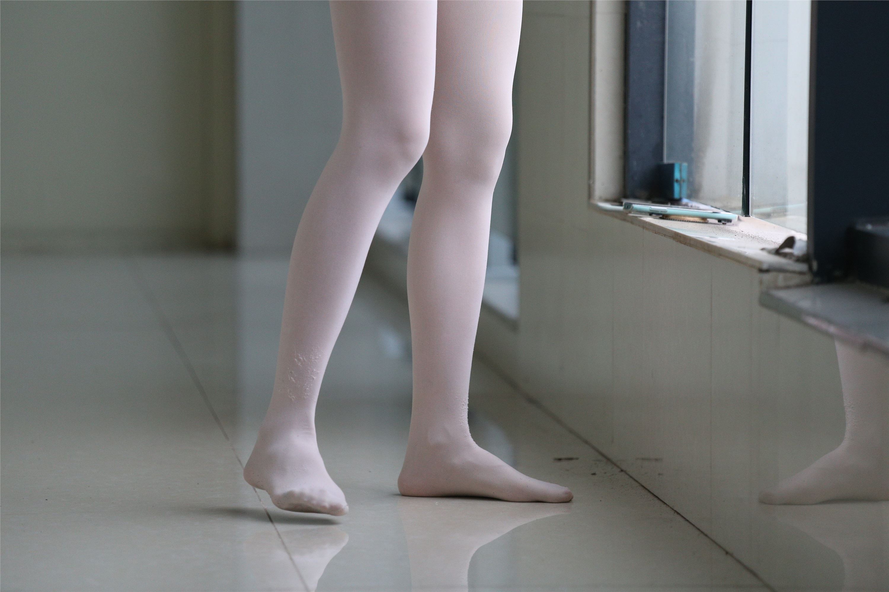 大西瓜美女图片 W013 舞蹈家4-双黑衣515p2