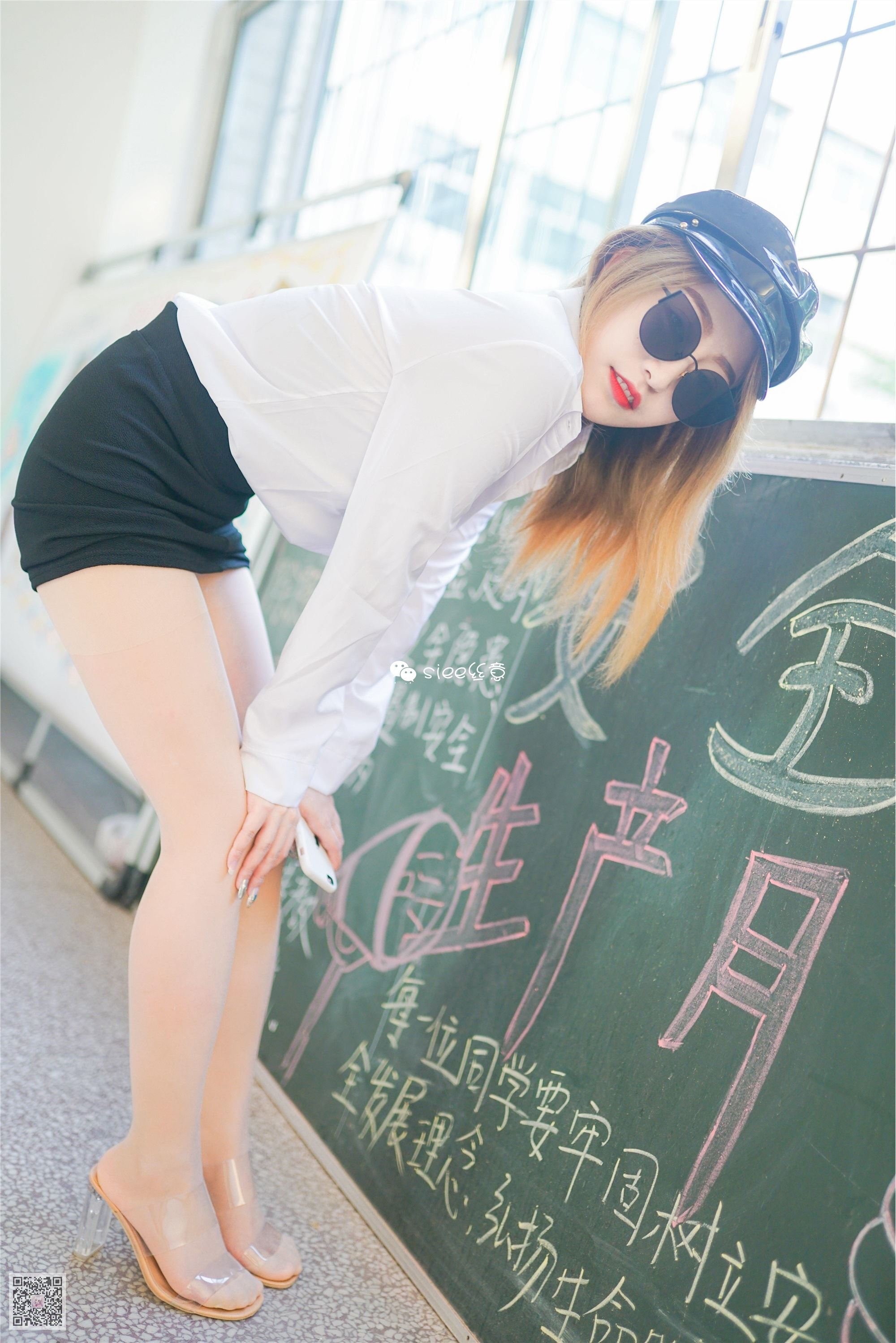 No.343 婷婷 浮在唇边的温暖