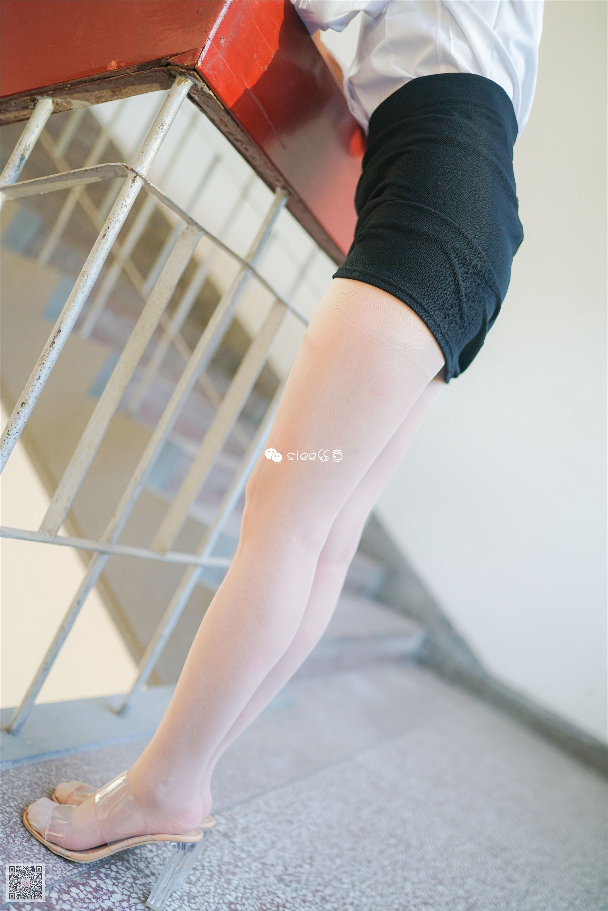 No.343 婷婷 浮在唇边的温暖