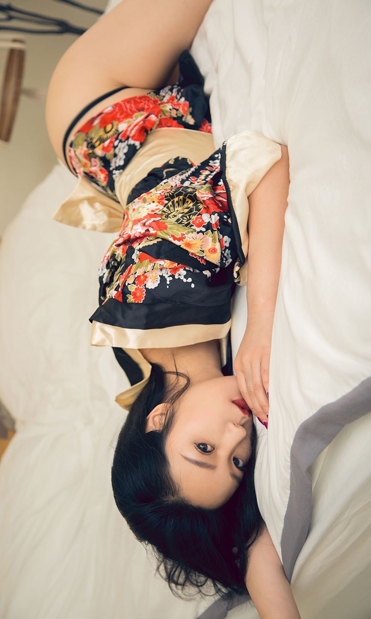 Ugirls尤果网  爱尤物 2019.09.08 No.1572 刘瑾希