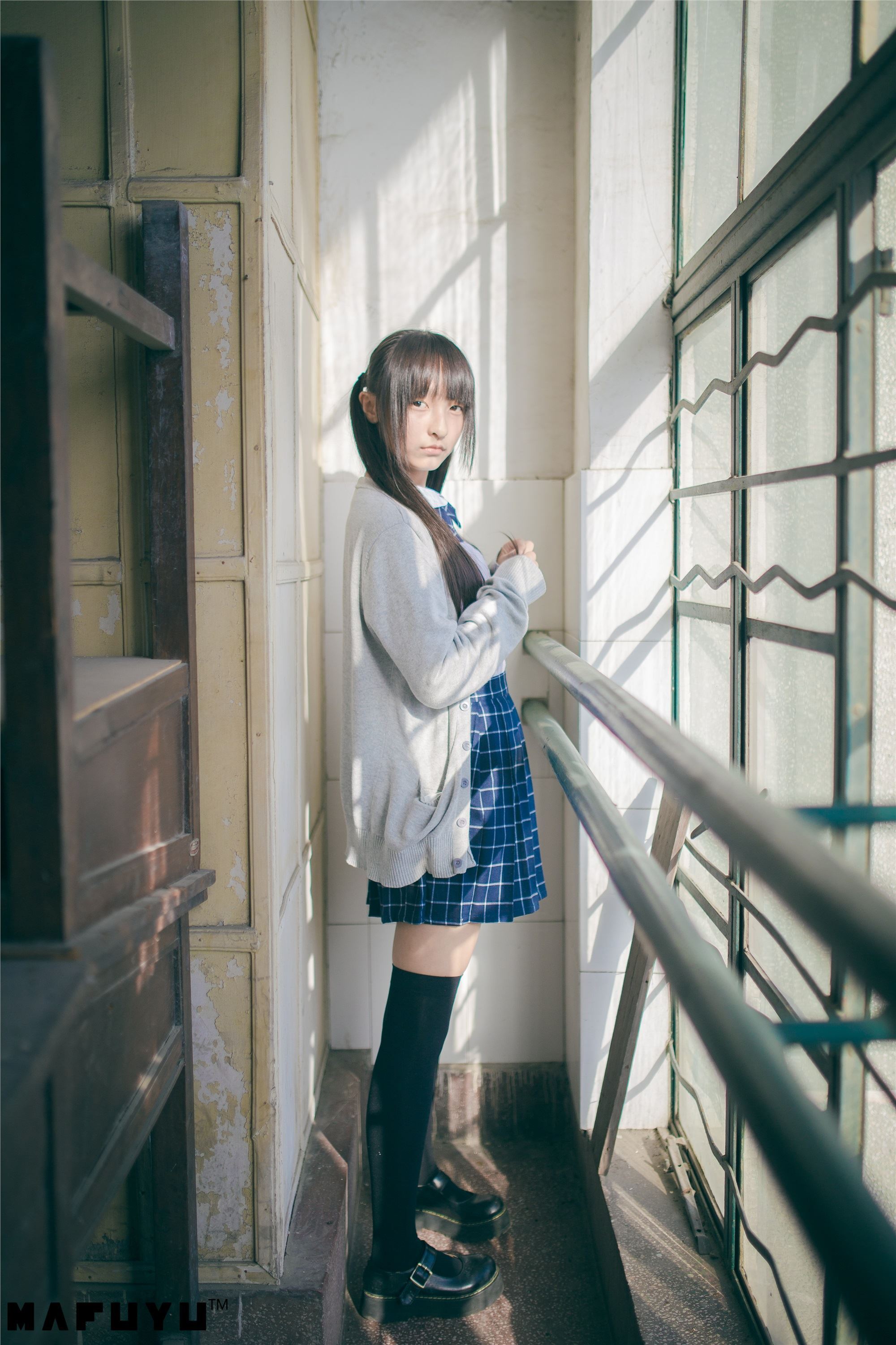 神楽坂真冬套图  - JK系列 JK1