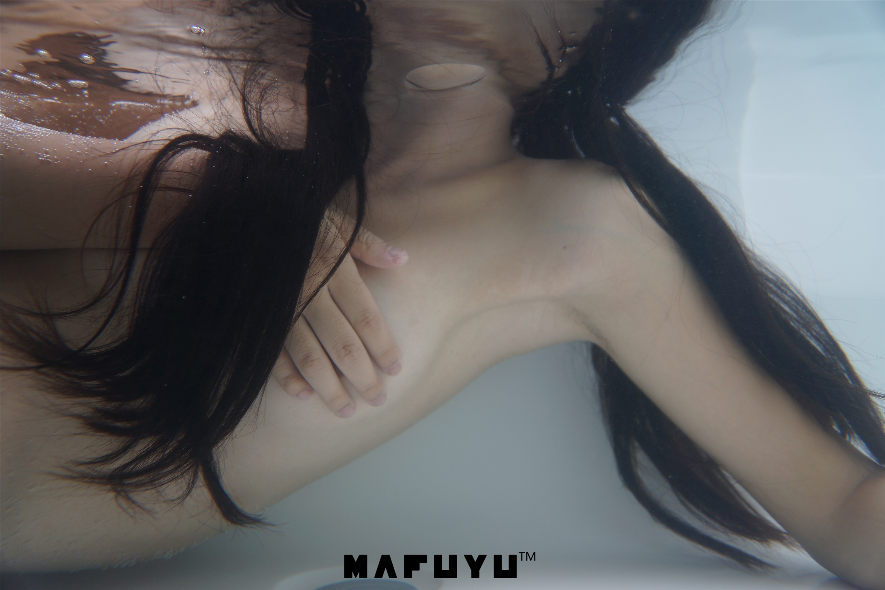 神楽坂真冬套图 - OL写真系列套图