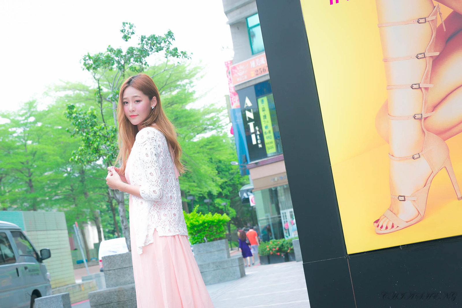 Beautyleg番外篇2015-05-01 Winnie(小雪)时装外拍