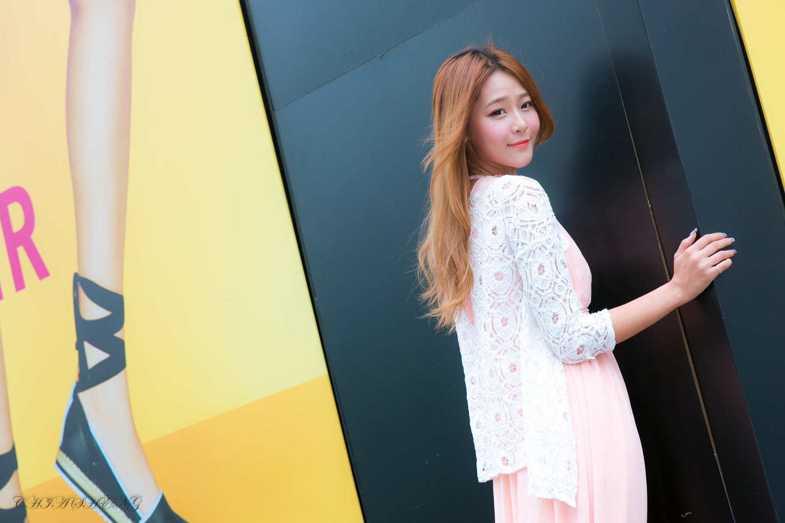 Beautyleg番外篇2015-05-01 Winnie(小雪)时装外拍