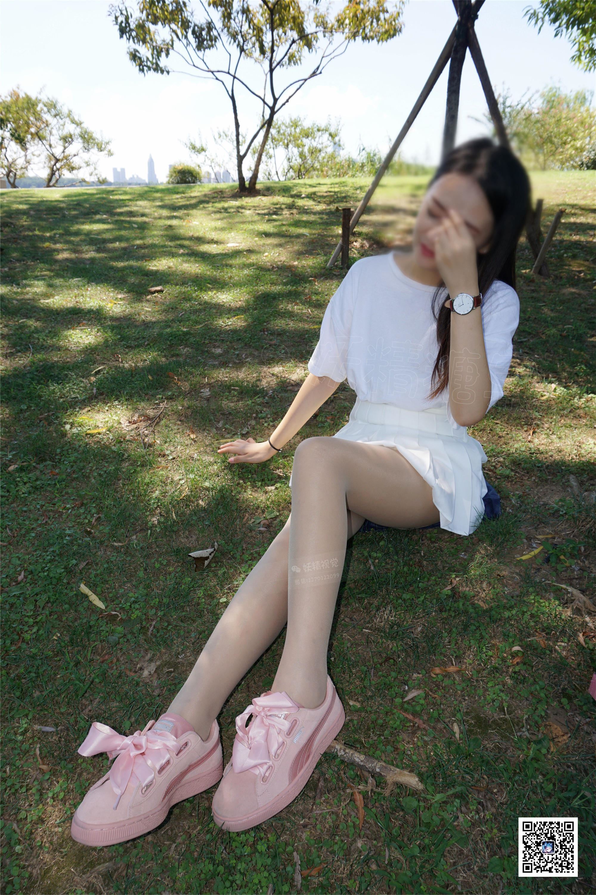 妖精视觉 NO.097 苏苏 “蝴蝶裆”丝袜笔记