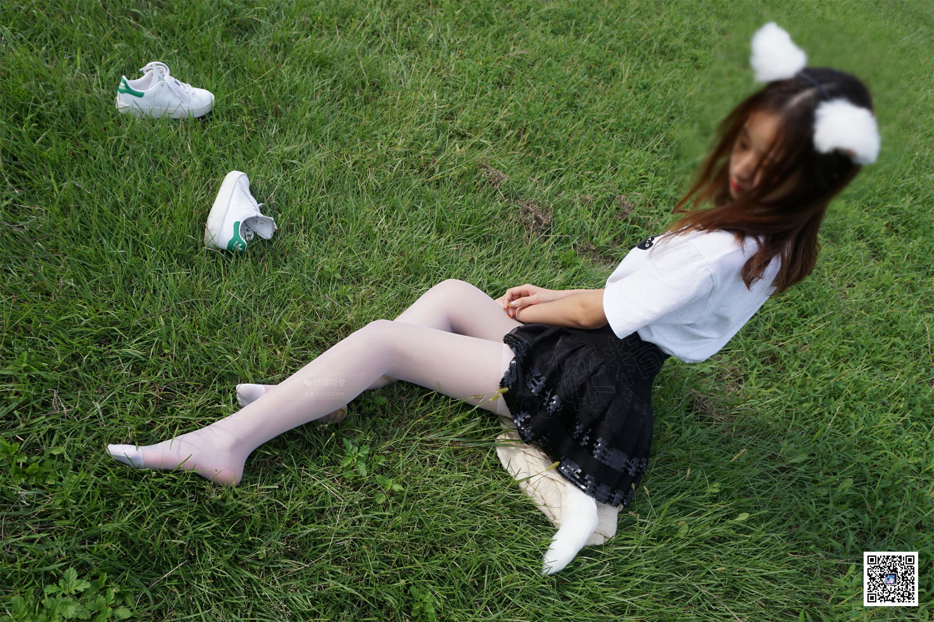 妖精视觉 NO.098 粥粥 狐狸师妹的白丝袜