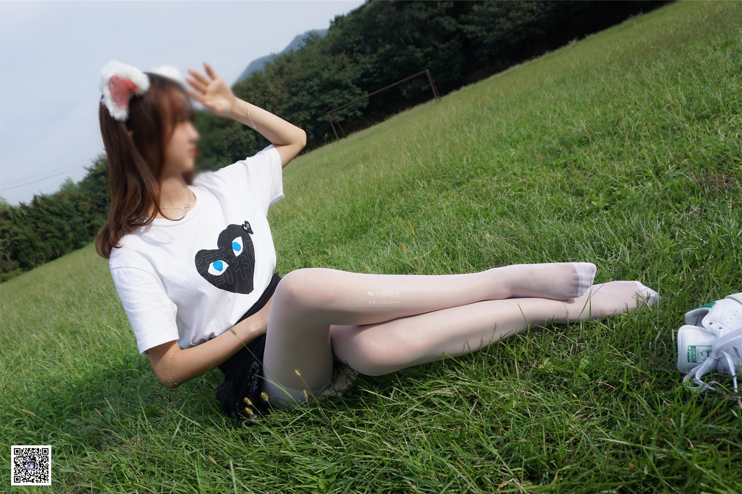 妖精视觉 NO.098 粥粥 狐狸师妹的白丝袜