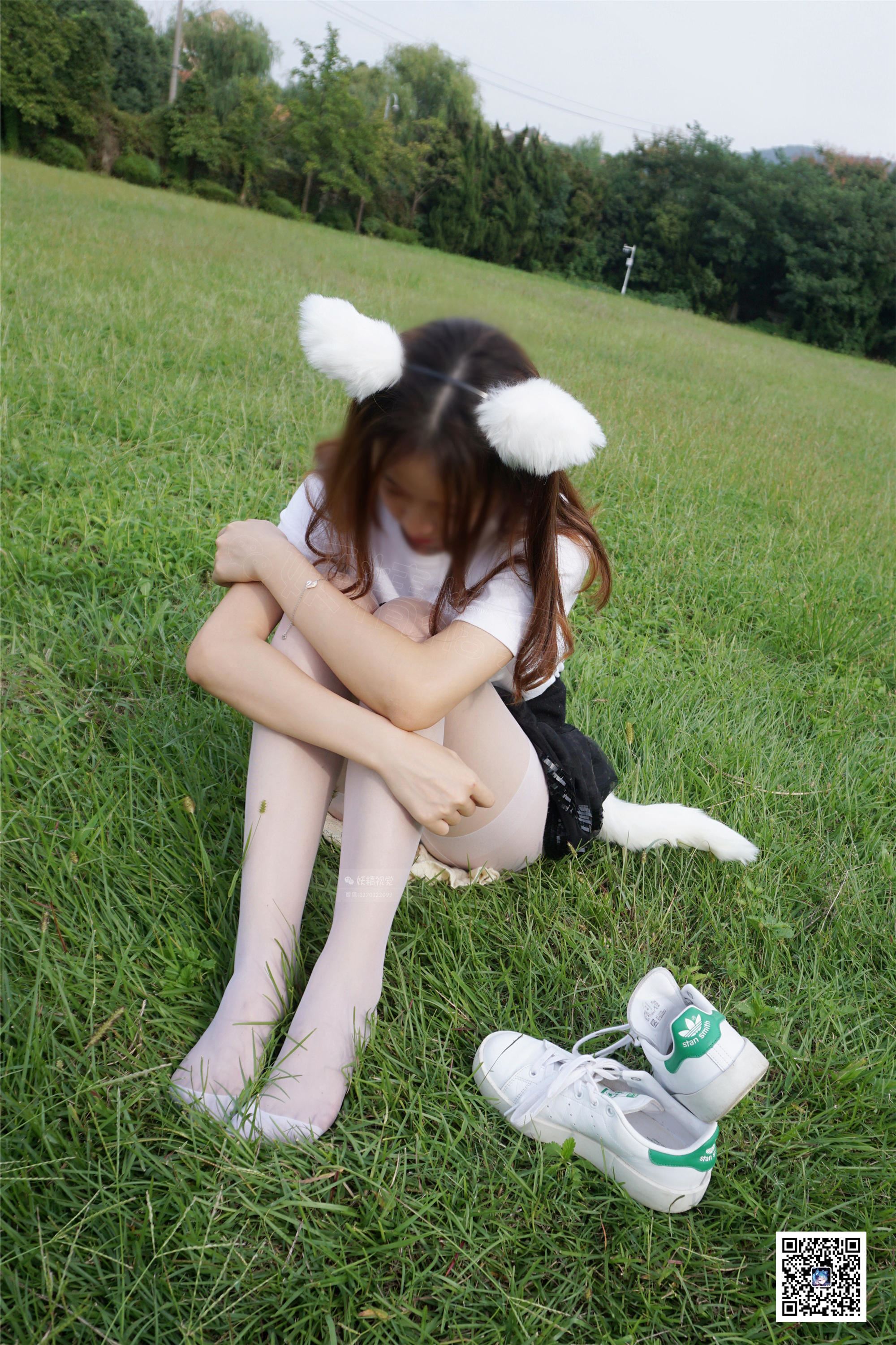 妖精视觉 NO.098 粥粥 狐狸师妹的白丝袜