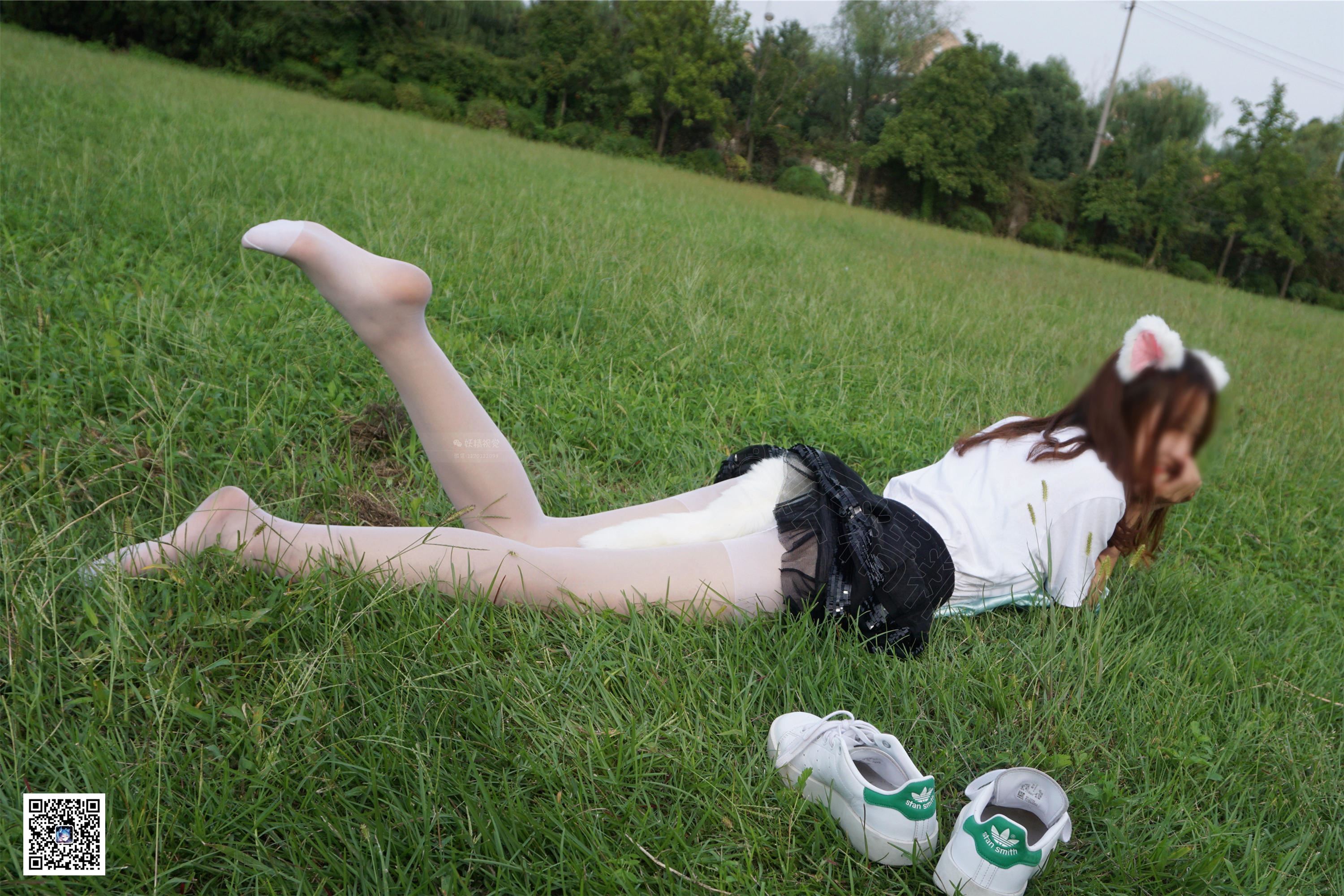 妖精视觉 NO.098 粥粥 狐狸师妹的白丝袜