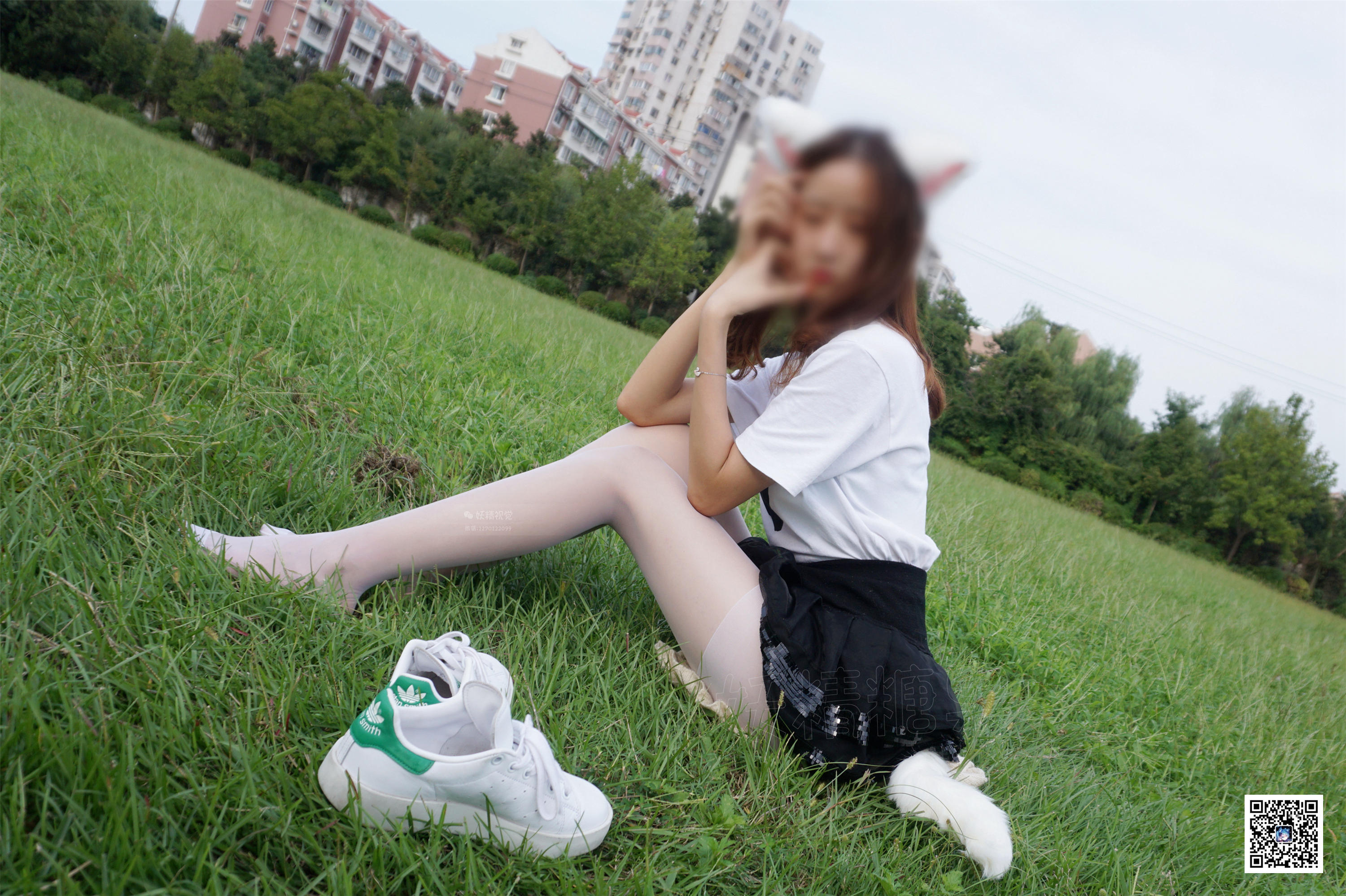 妖精视觉 NO.098 粥粥 狐狸师妹的白丝袜