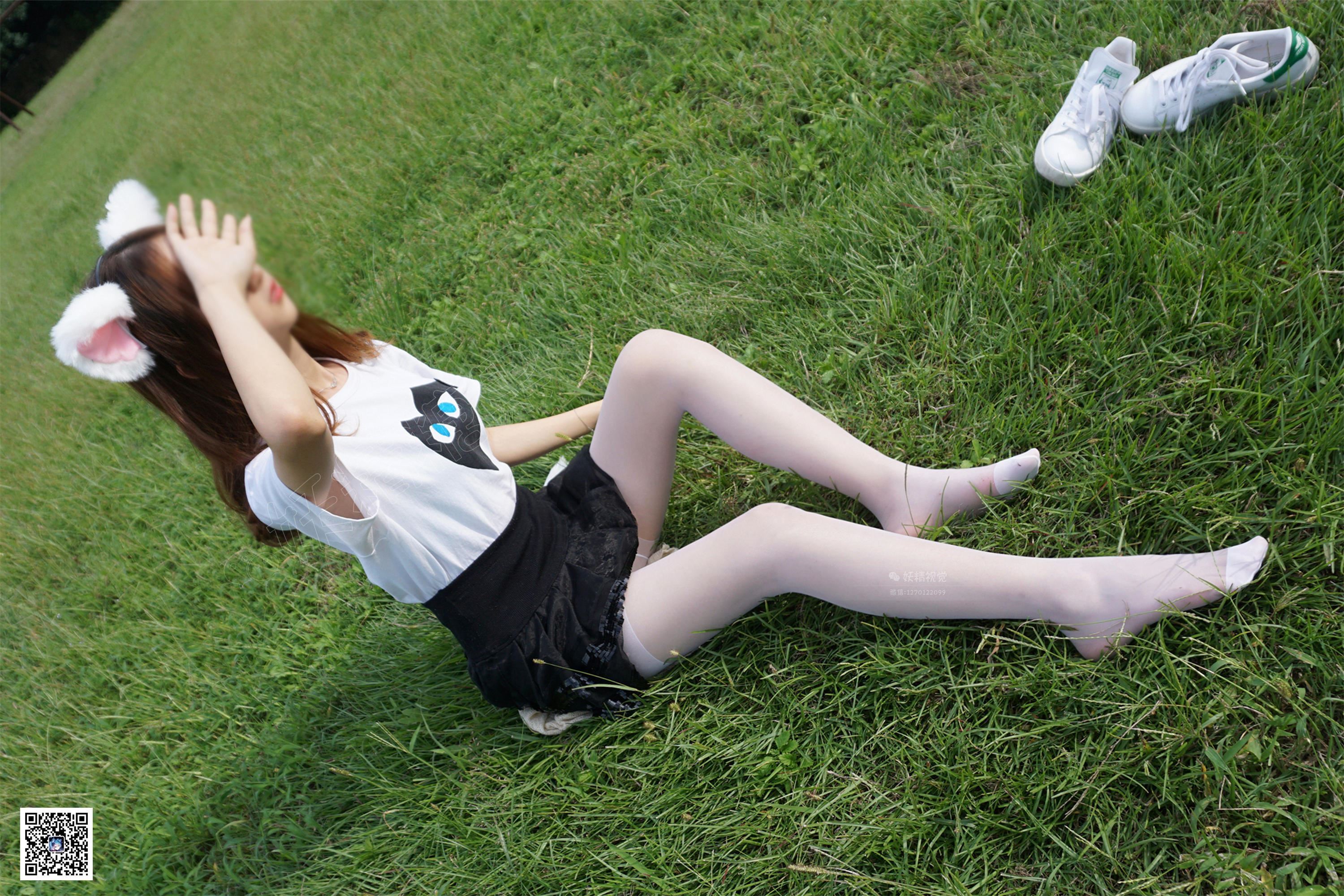 妖精视觉 NO.098 粥粥 狐狸师妹的白丝袜