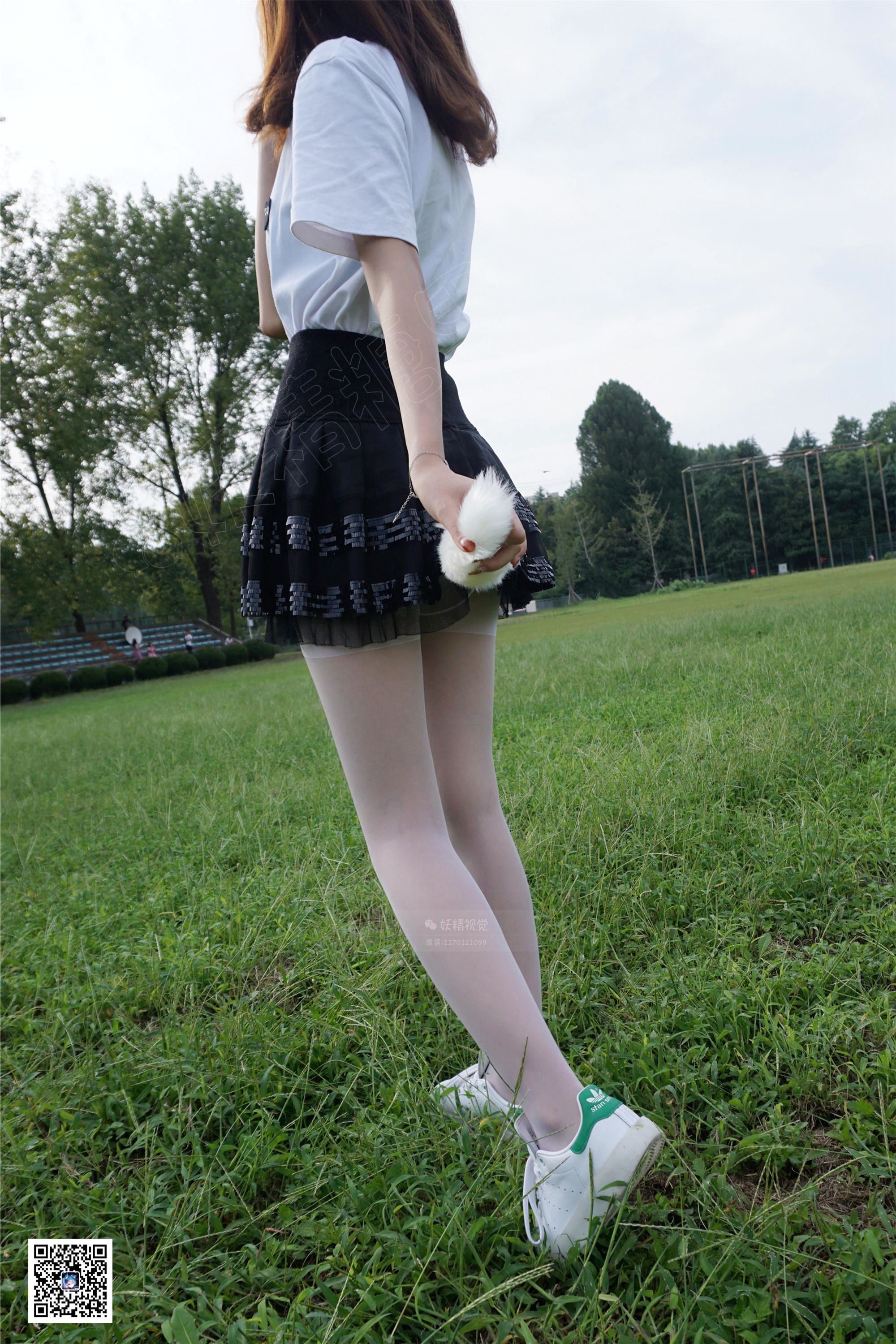 妖精视觉 NO.098 粥粥 狐狸师妹的白丝袜
