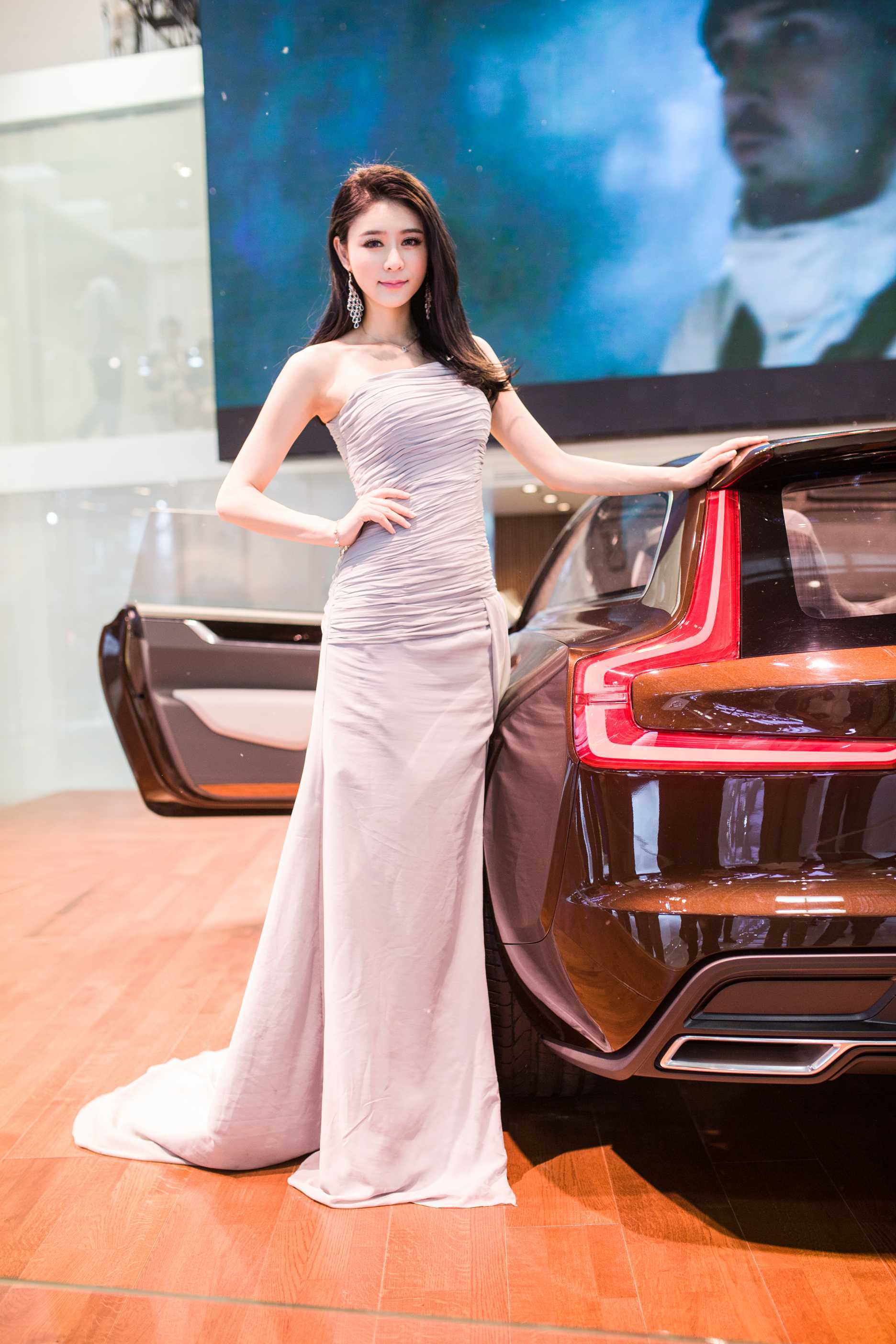 2014北京车展性感高挑车模精选套图