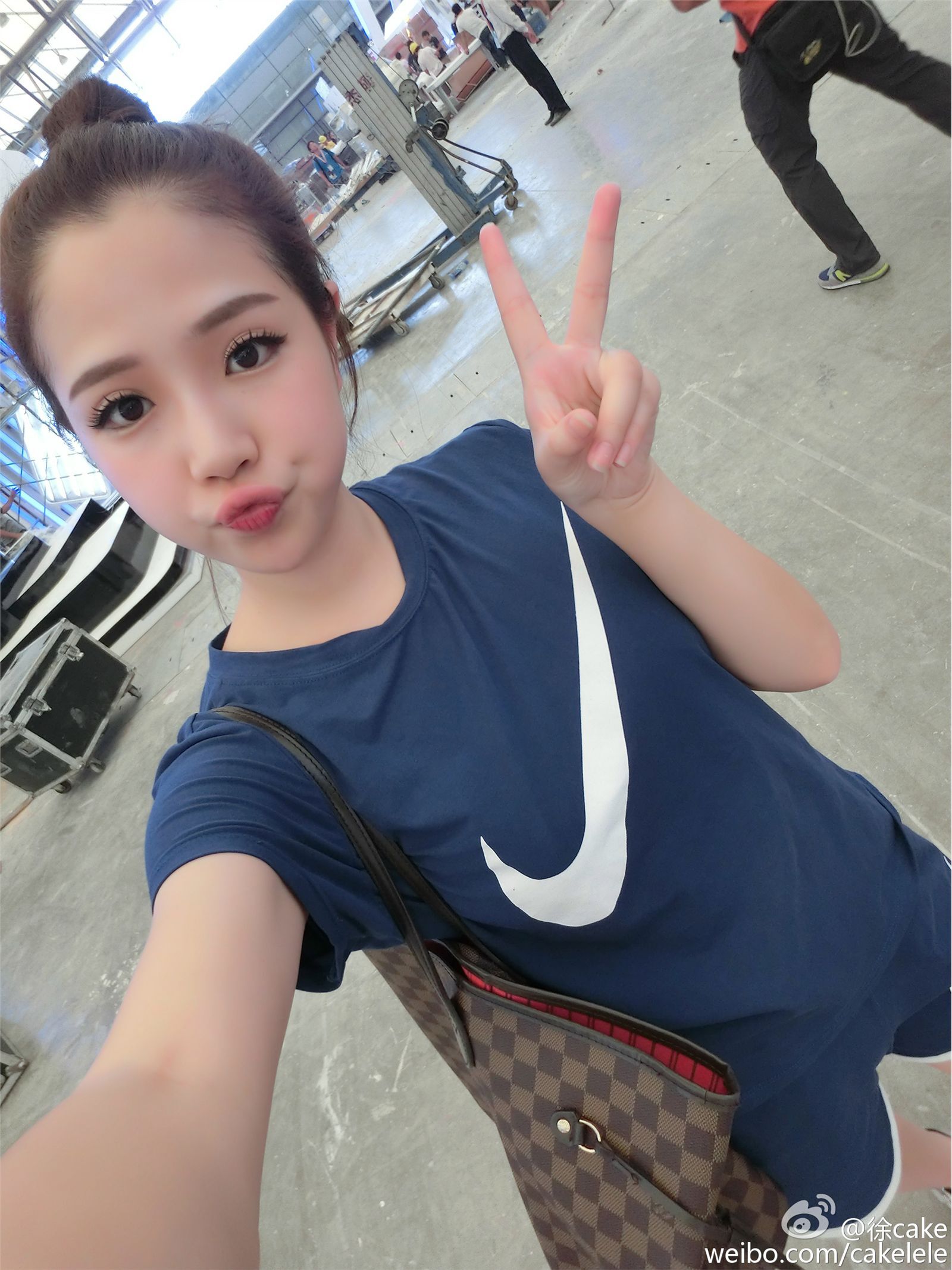 D Cup的ChinaJoy美女模特showgirl 徐嘉乐(艾西Ashley) 微博美图合集第1季 (120P)