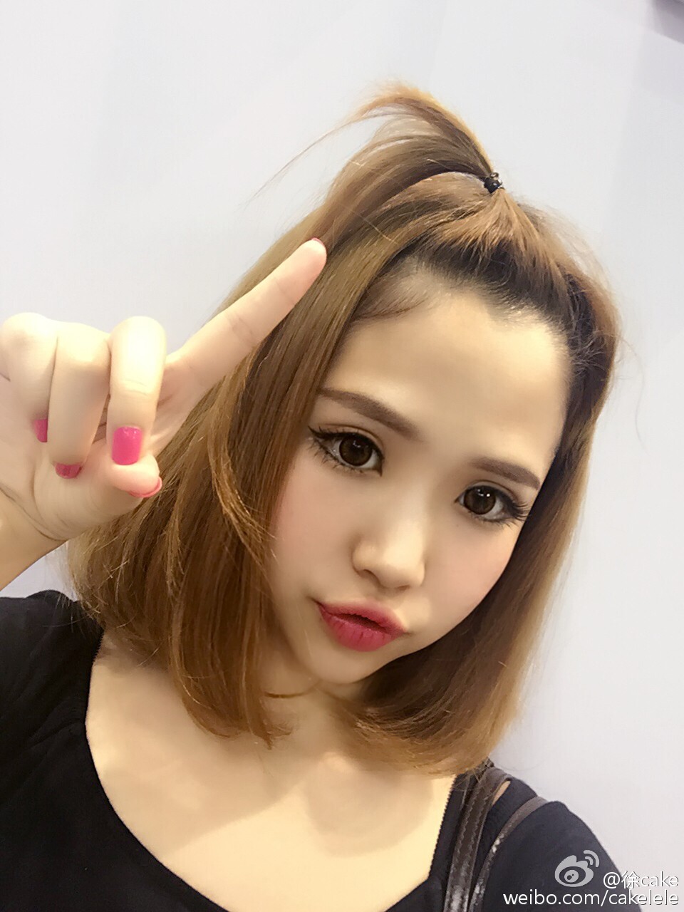 D Cup的ChinaJoy美女模特showgirl 徐嘉乐(艾西Ashley) 微博美图合集第1季 (120P)