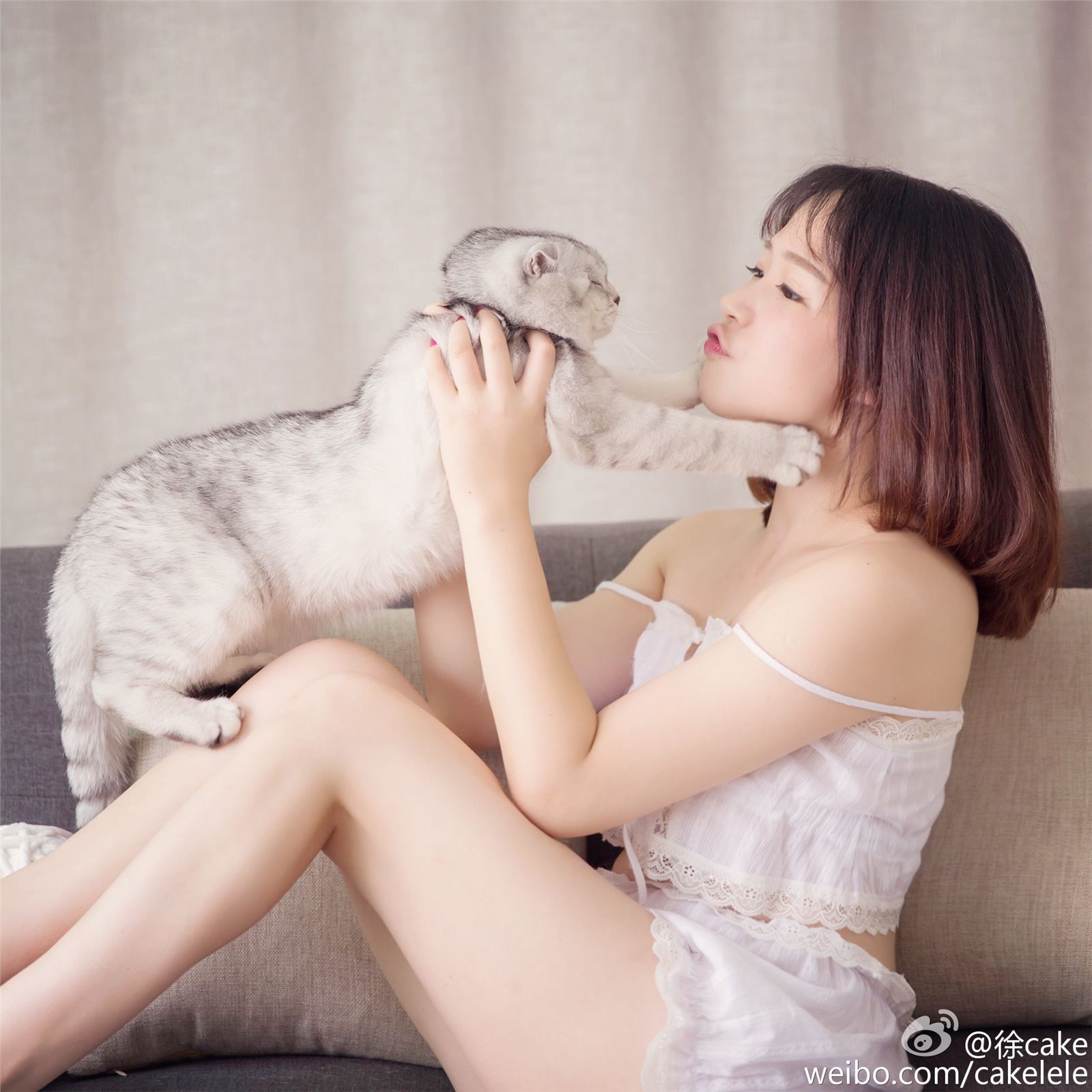 D Cup的ChinaJoy美女模特showgirl 徐嘉乐(艾西Ashley) 微博美图合集第1季 (120P)