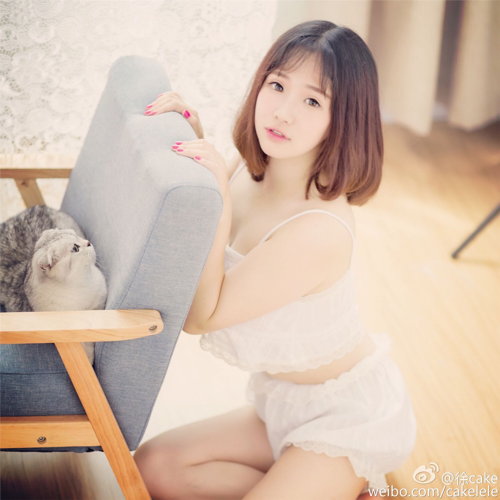 D Cup的ChinaJoy美女模特showgirl 徐嘉乐(艾西Ashley) 微博美图合集第1季 (120P)