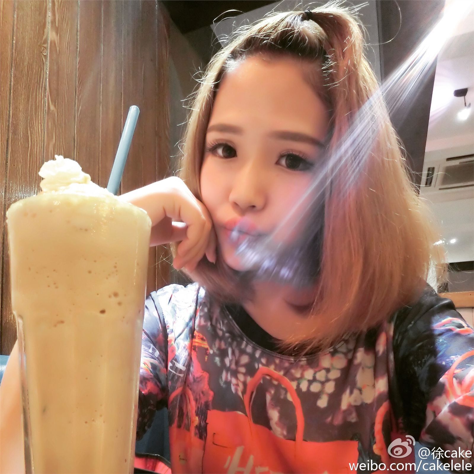 D Cup的ChinaJoy美女模特showgirl 徐嘉乐(艾西Ashley) 微博美图合集第1季 (120P)