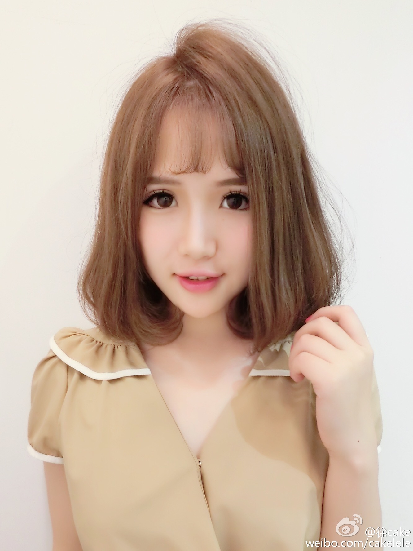 D Cup的ChinaJoy美女模特showgirl 徐嘉乐(艾西Ashley) 微博美图合集第1季 (120P)