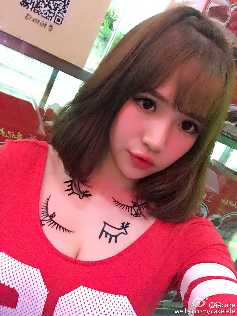 D Cup的ChinaJoy美女模特showgirl 徐嘉乐(艾西Ashley) 微博美图合集第1季 (120P)