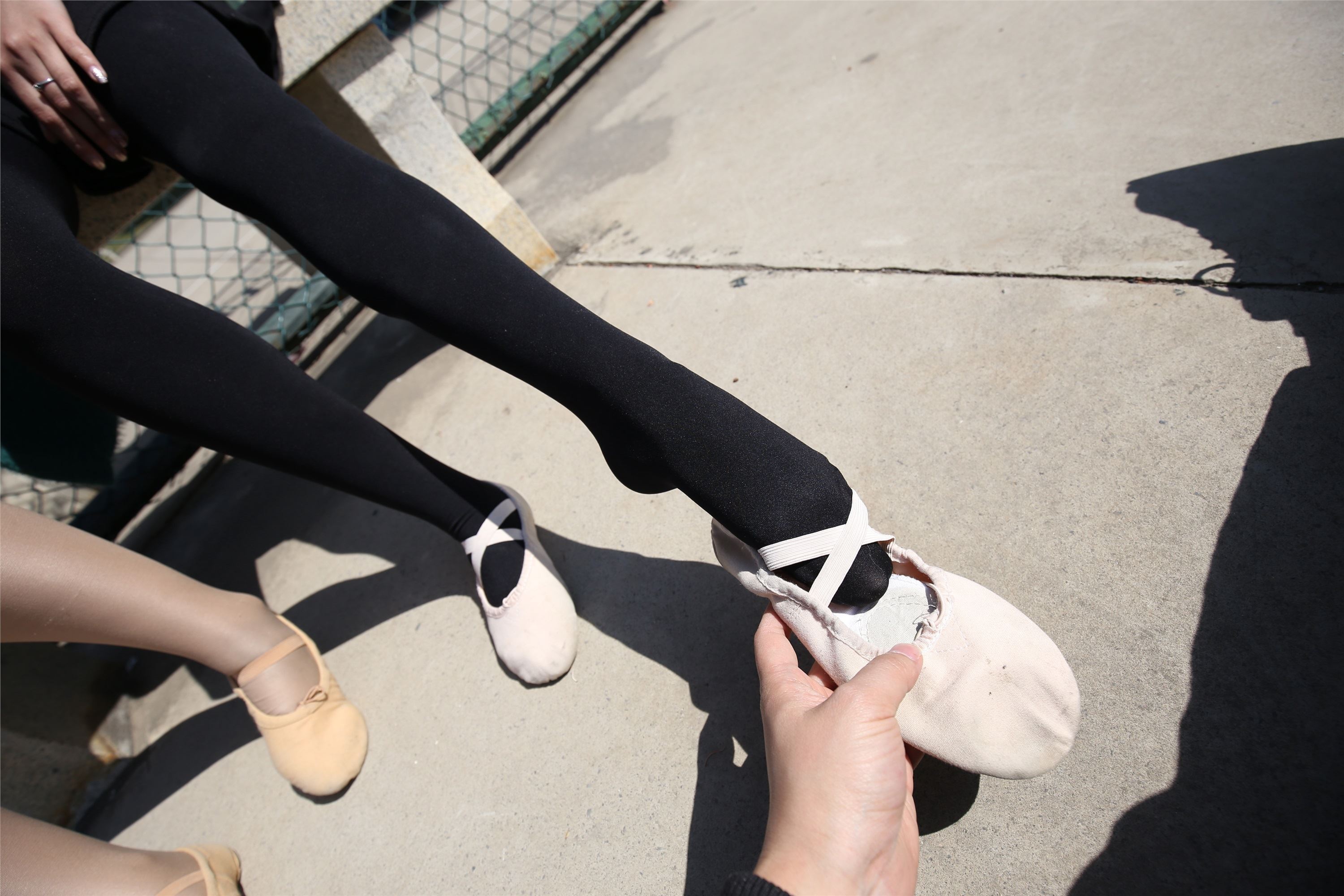 大西瓜美女图片 W014 舞蹈家5-操场双淑11