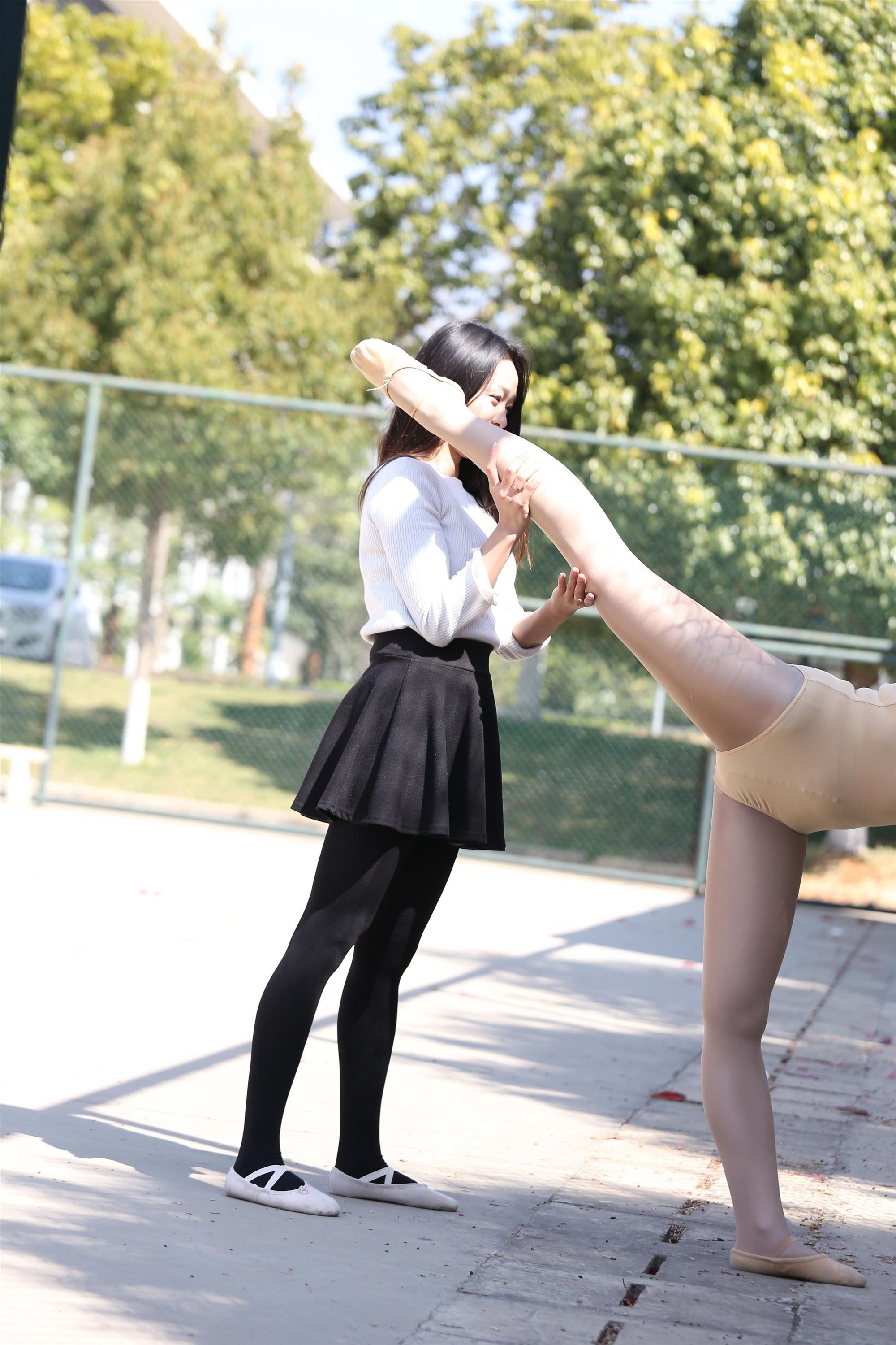 大西瓜美女图片 W014 舞蹈家5-操场双淑12