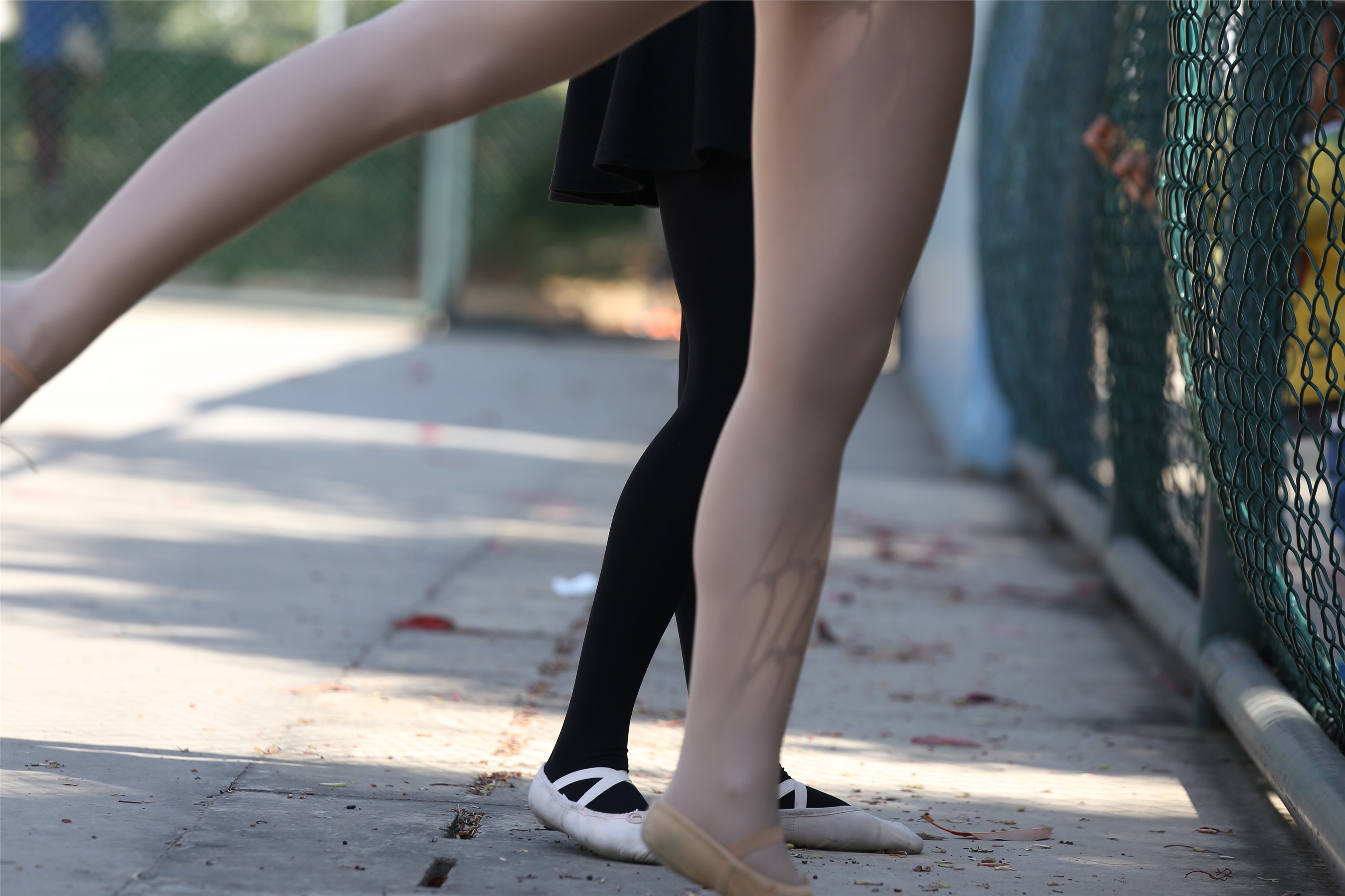 大西瓜美女图片 W014 舞蹈家5-操场双淑12