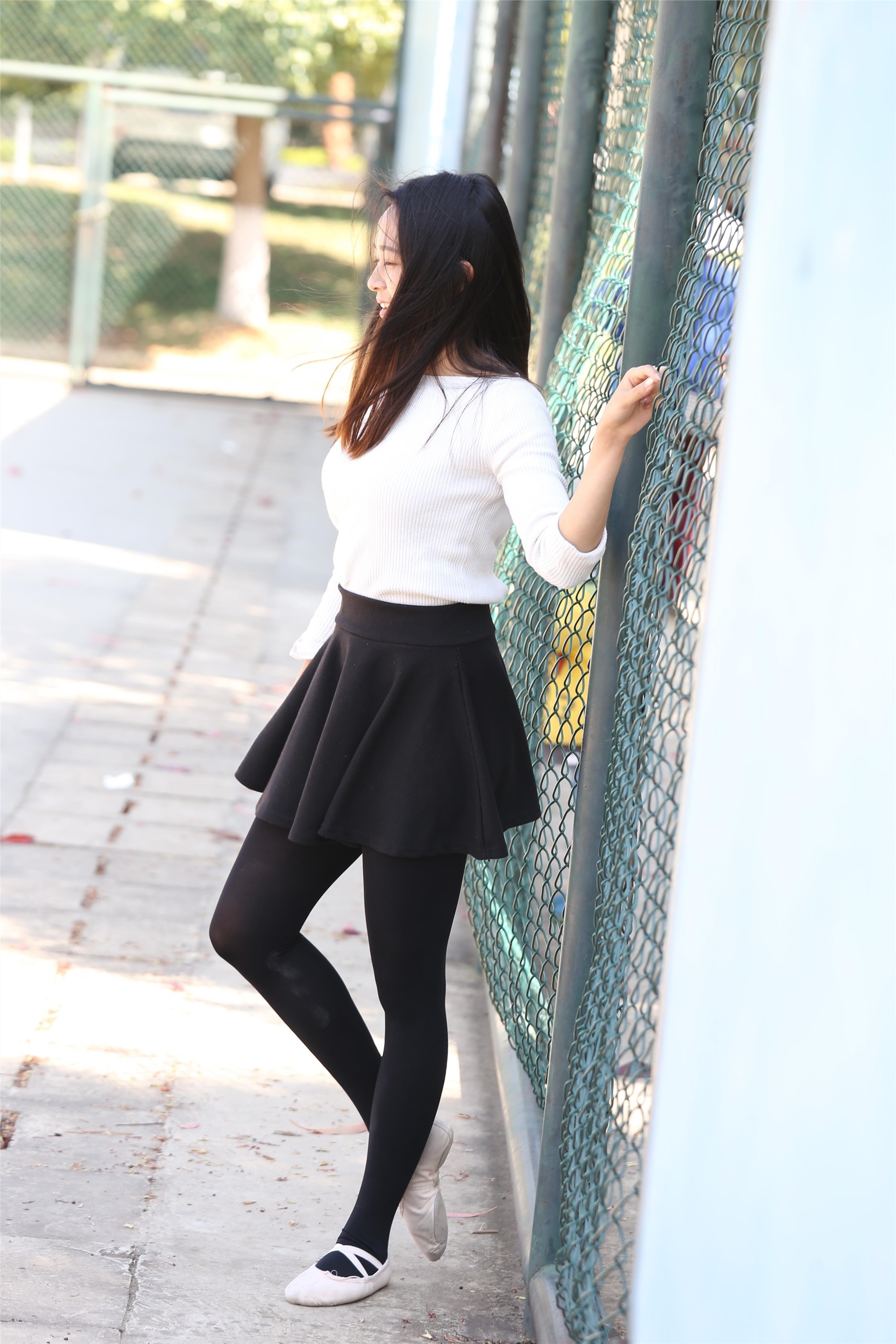 大西瓜美女图片 W014 舞蹈家5-操场双淑12