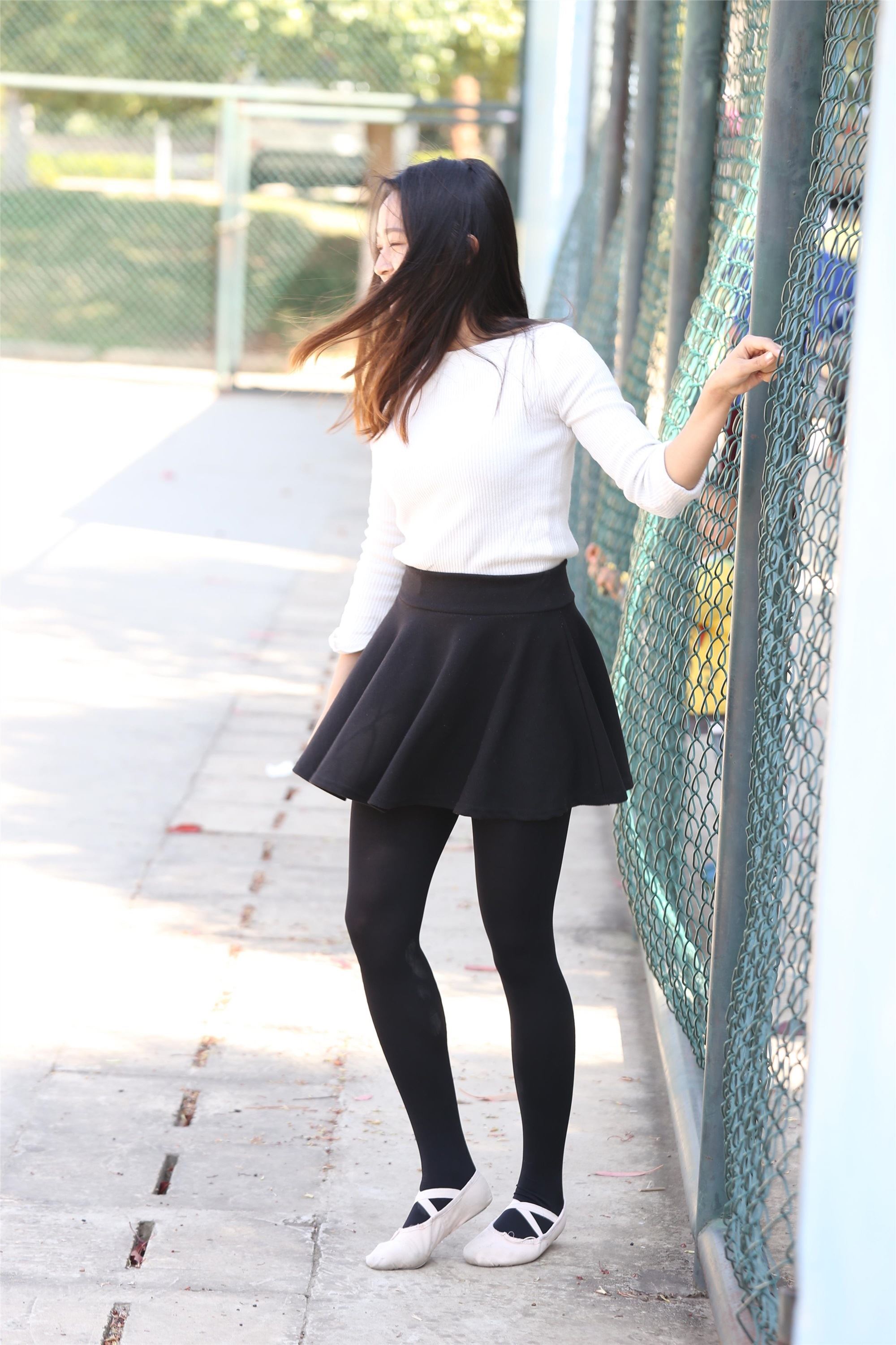 大西瓜美女图片 W014 舞蹈家5-操场双淑12