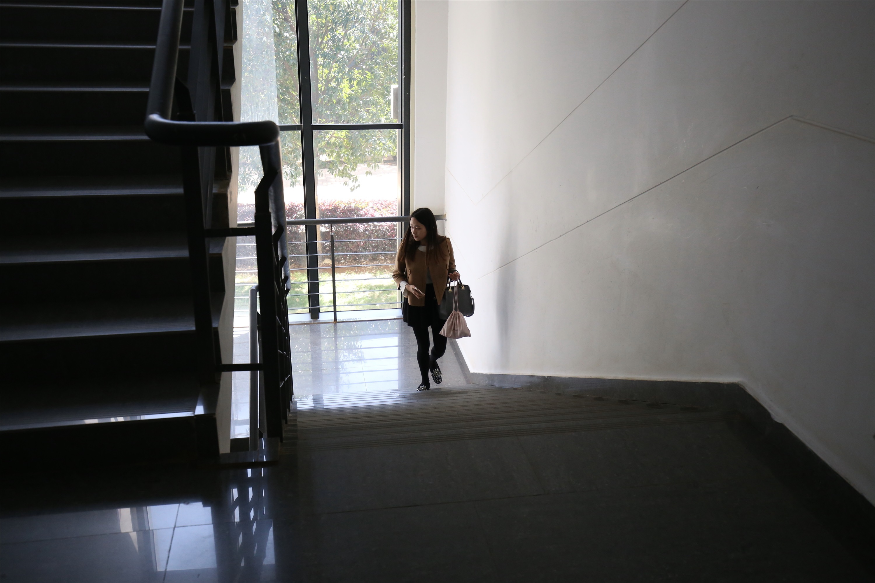 大西瓜美女图片 W014 舞蹈家5-操场双淑13