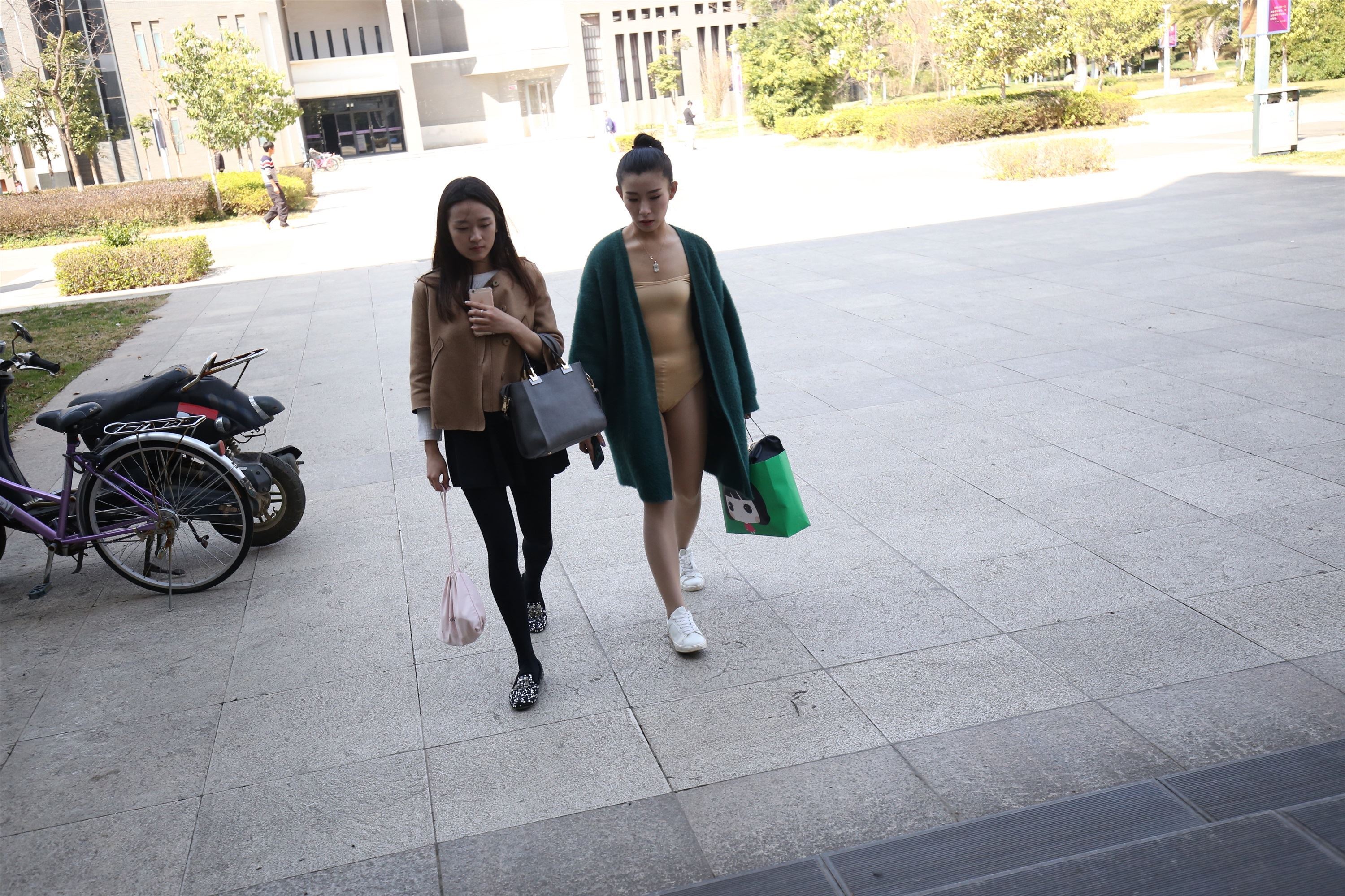 大西瓜美女图片 W014 舞蹈家5-操场双淑13