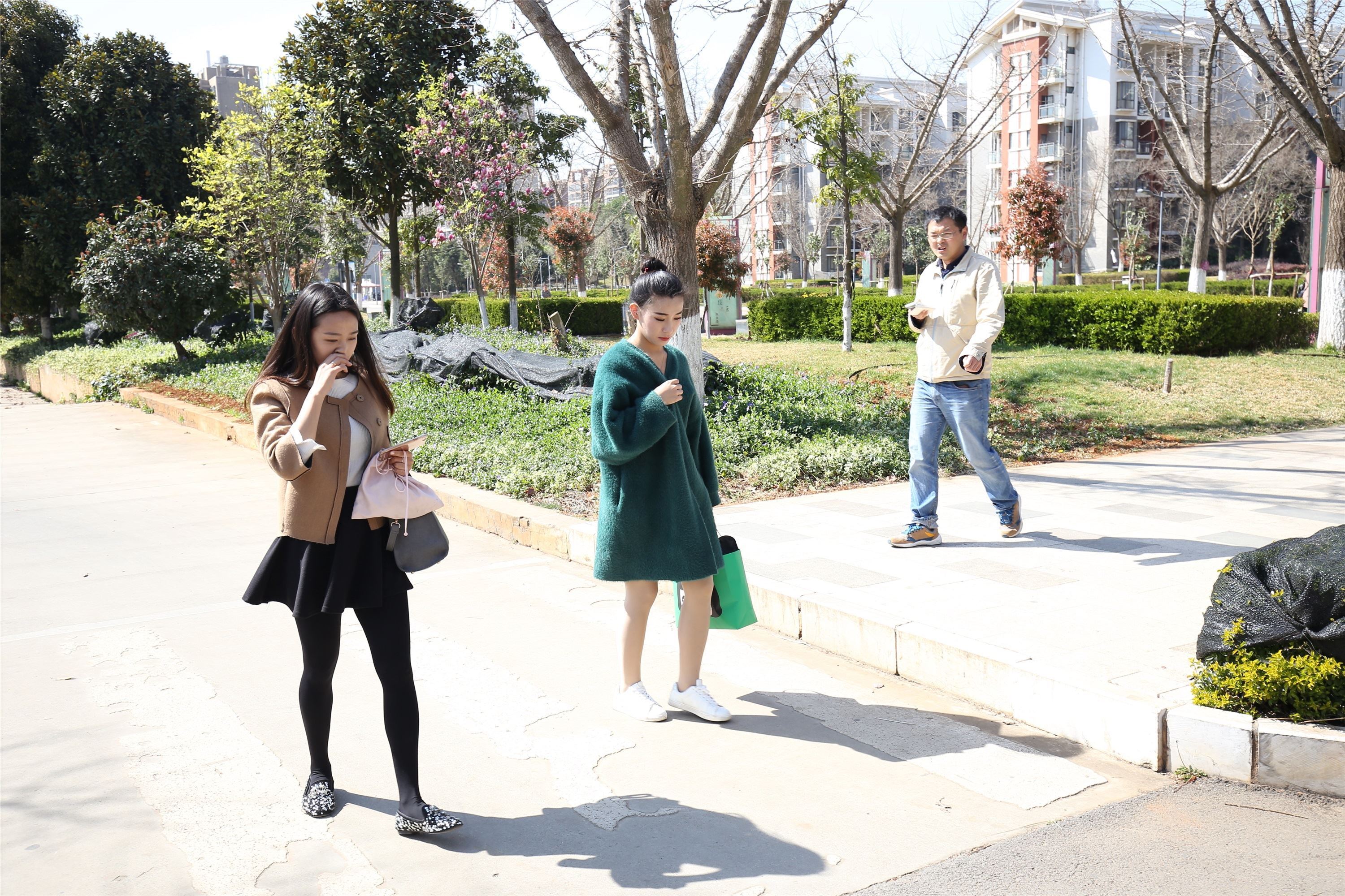 大西瓜美女图片 W014 舞蹈家5-操场双淑13