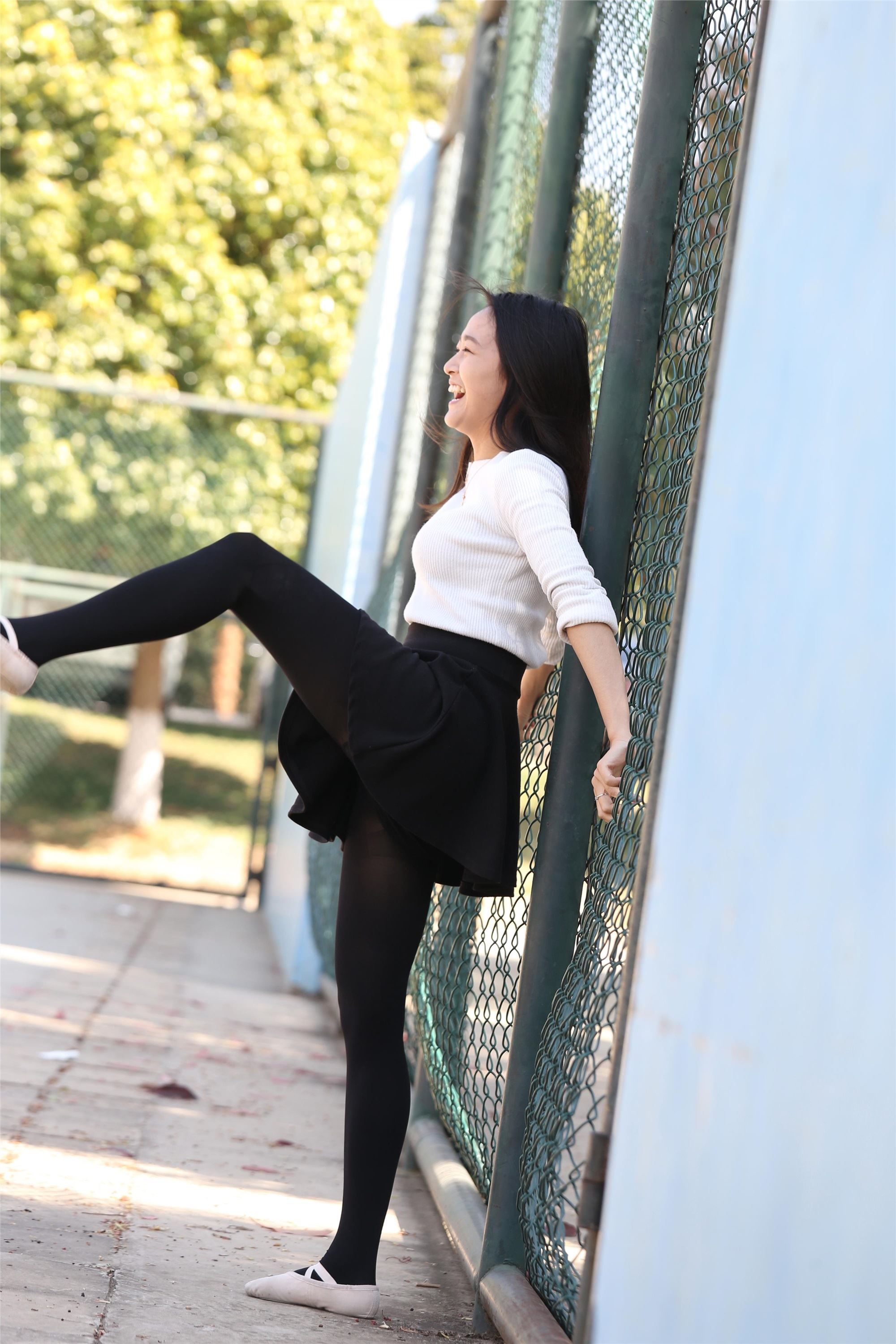 大西瓜美女图片 W014 舞蹈家5-操场双淑13