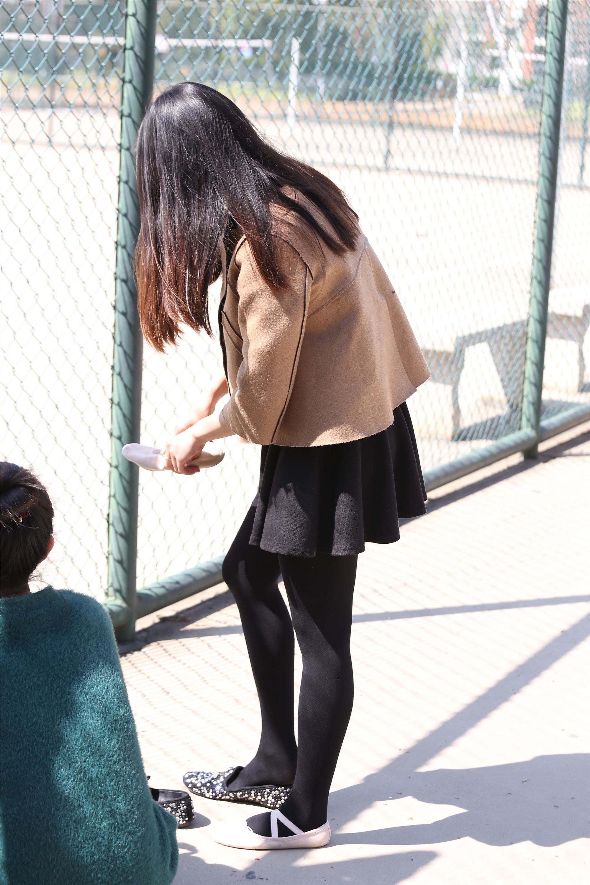 大西瓜美女图片 W015 舞蹈家5-操场双淑21