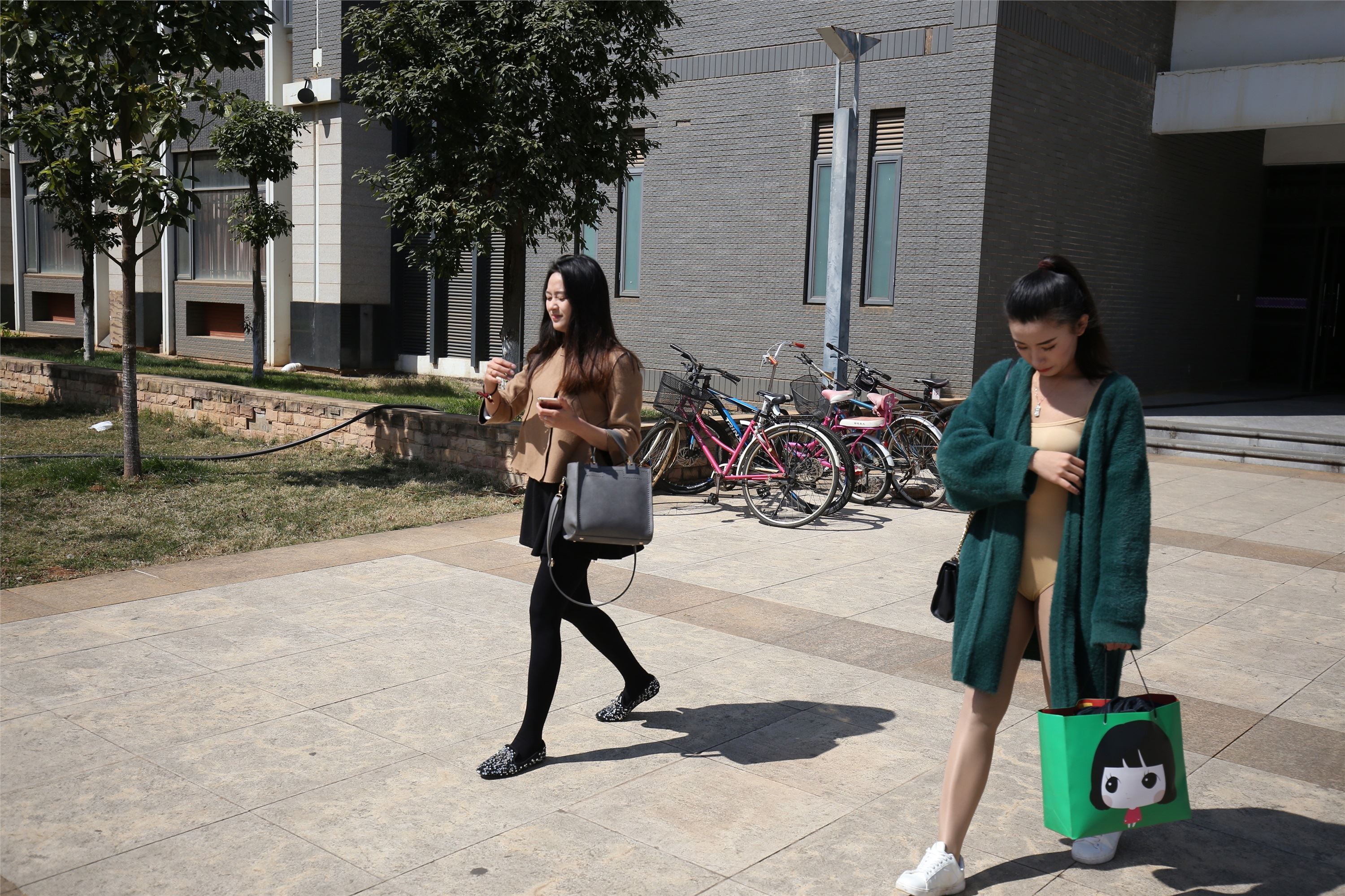 大西瓜美女图片 W015 舞蹈家5-操场双淑22