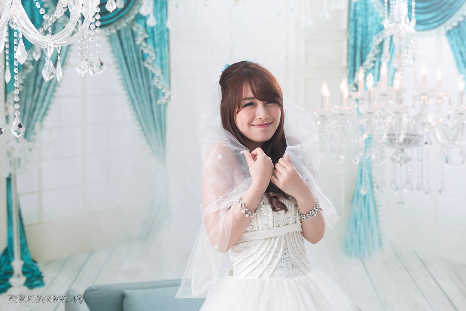 Beautyleg番外篇2015-05-01 陈乐乐哥德风婚纱棚拍