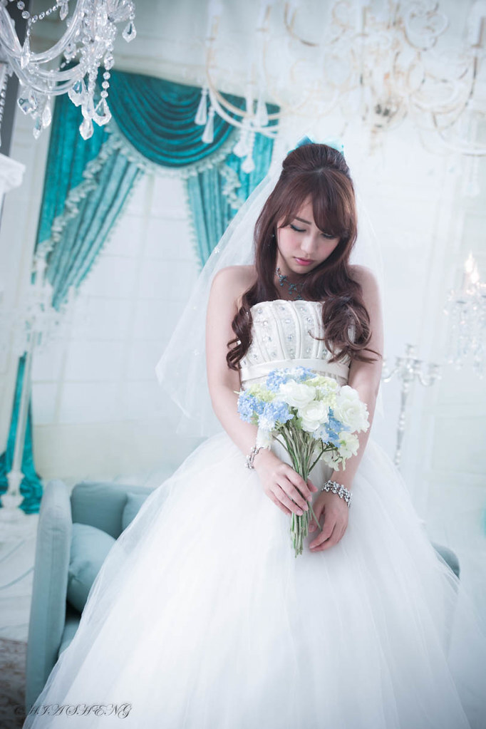 Beautyleg番外篇2015-05-01 陈乐乐哥德风婚纱棚拍