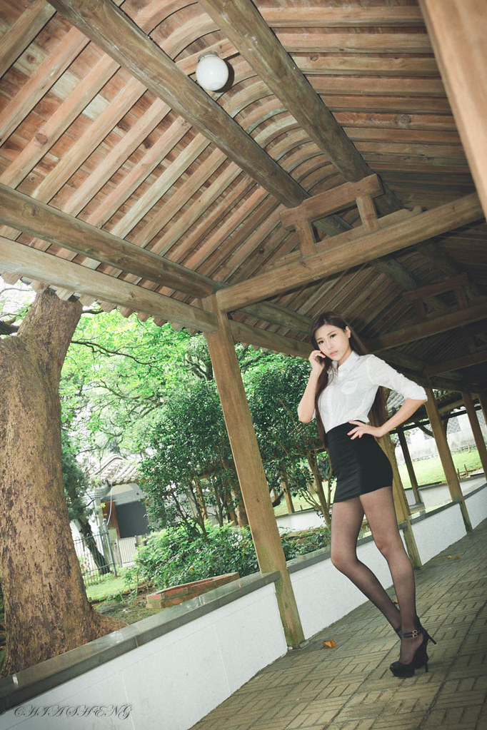 Beautyleg番外篇2015-05-02 李小星时装外拍