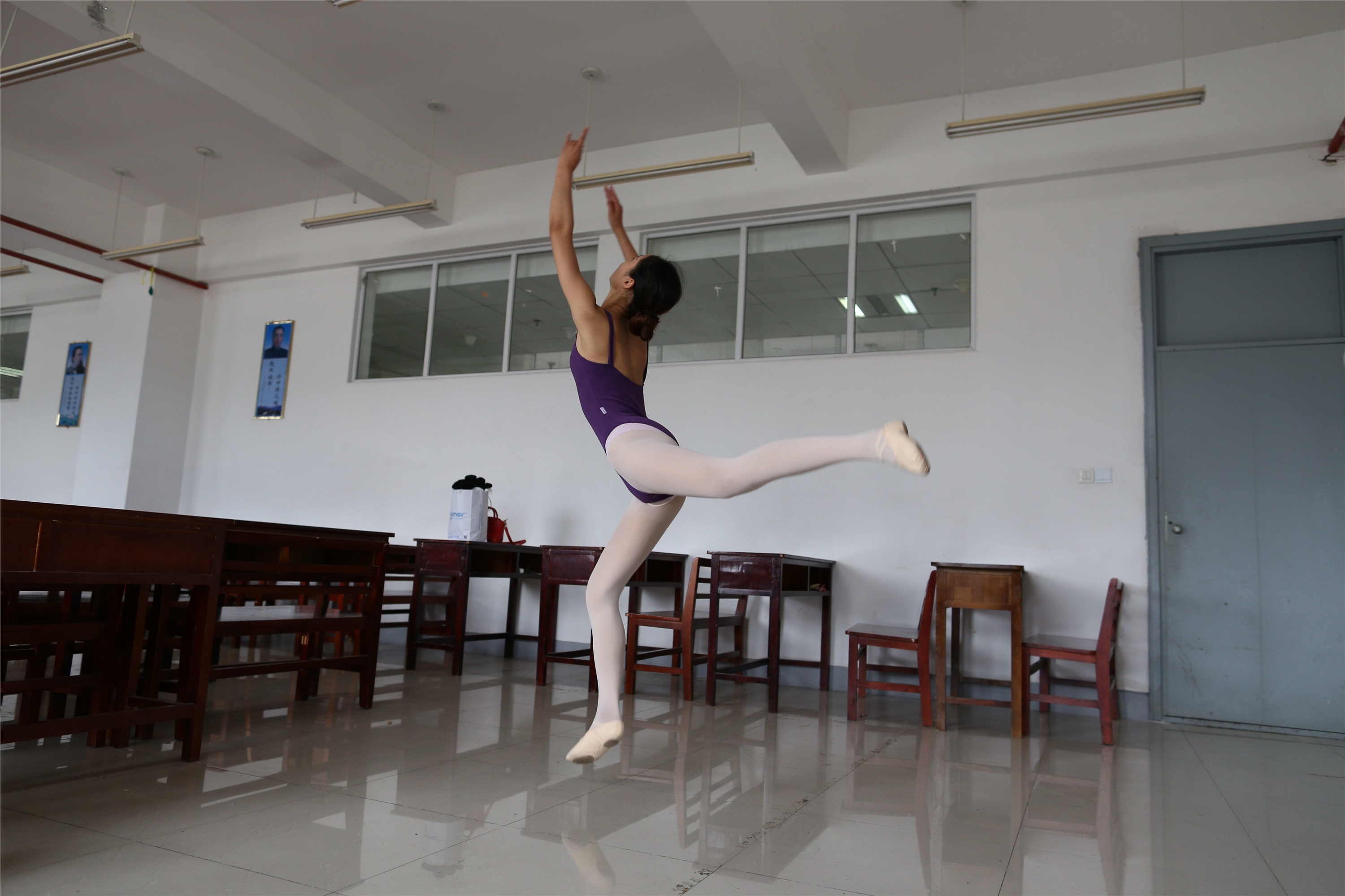 大西瓜美女图片 W018 舞蹈家8-紫色376p1