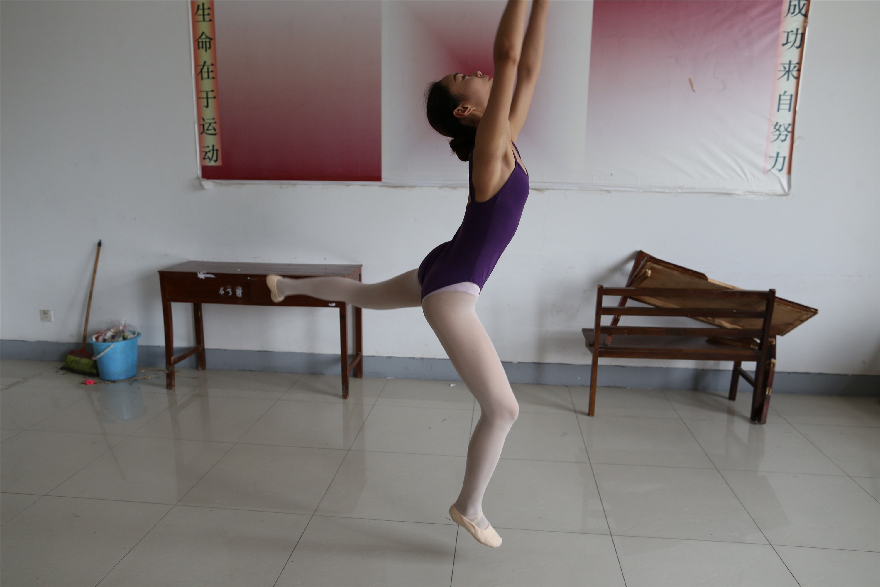 大西瓜美女图片 W018 舞蹈家8-紫色376p1